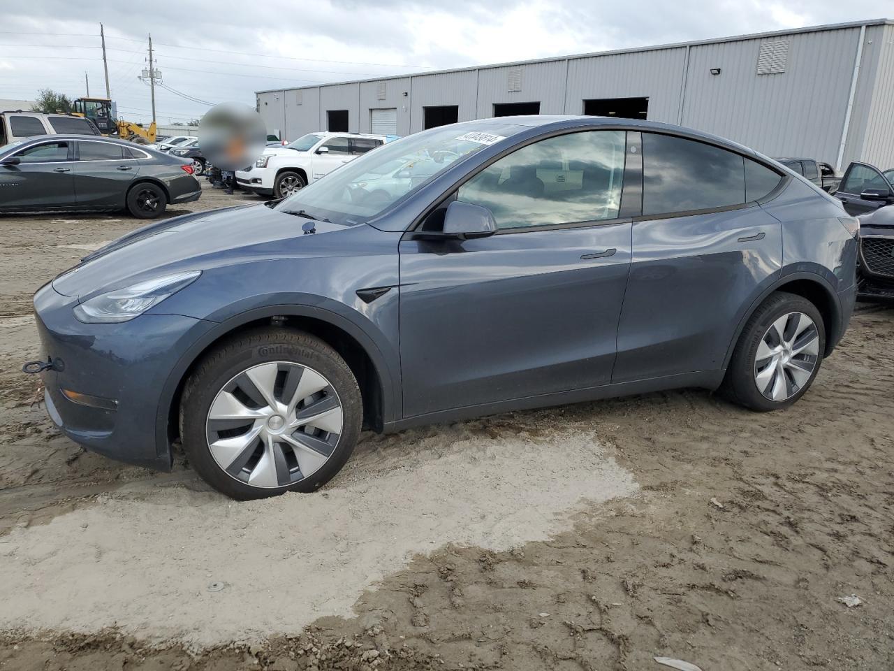 tesla model y 2023 7saygdee4pa058599