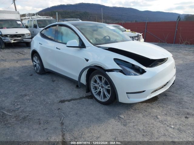 tesla model y 2023 7saygdee4pf830585