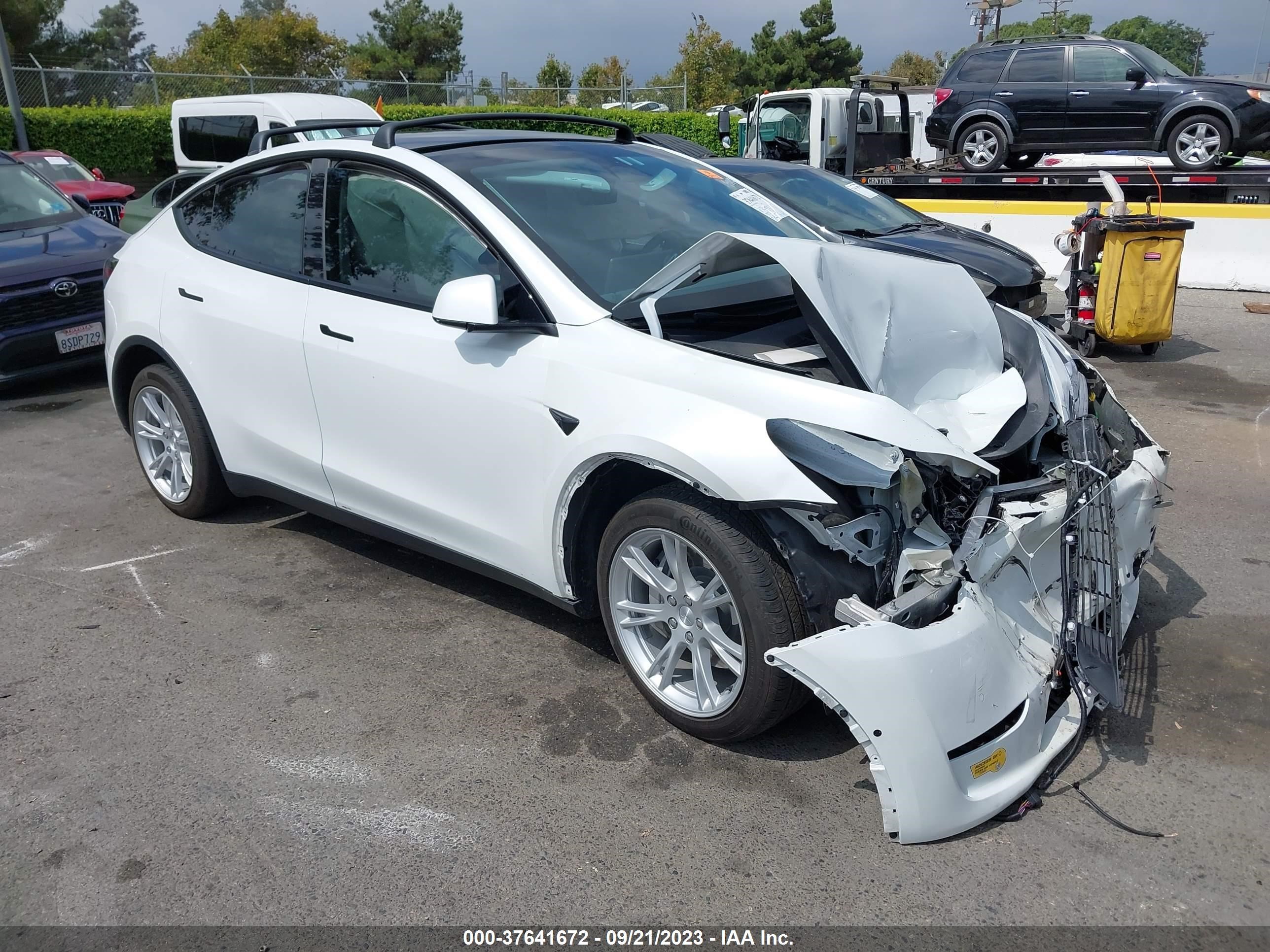 tesla model y 2022 7saygdee6nf491518