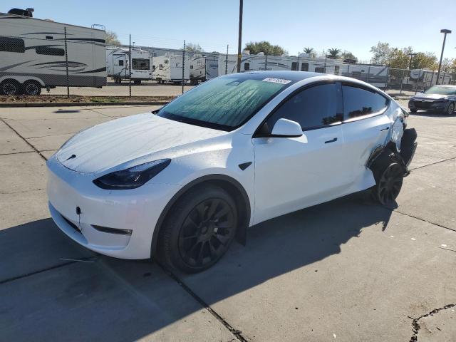 tesla model y 2023 7saygdee6pf697828