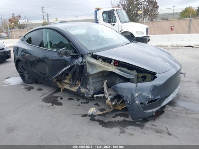 tesla model y 2024 7saygdee6rf025657