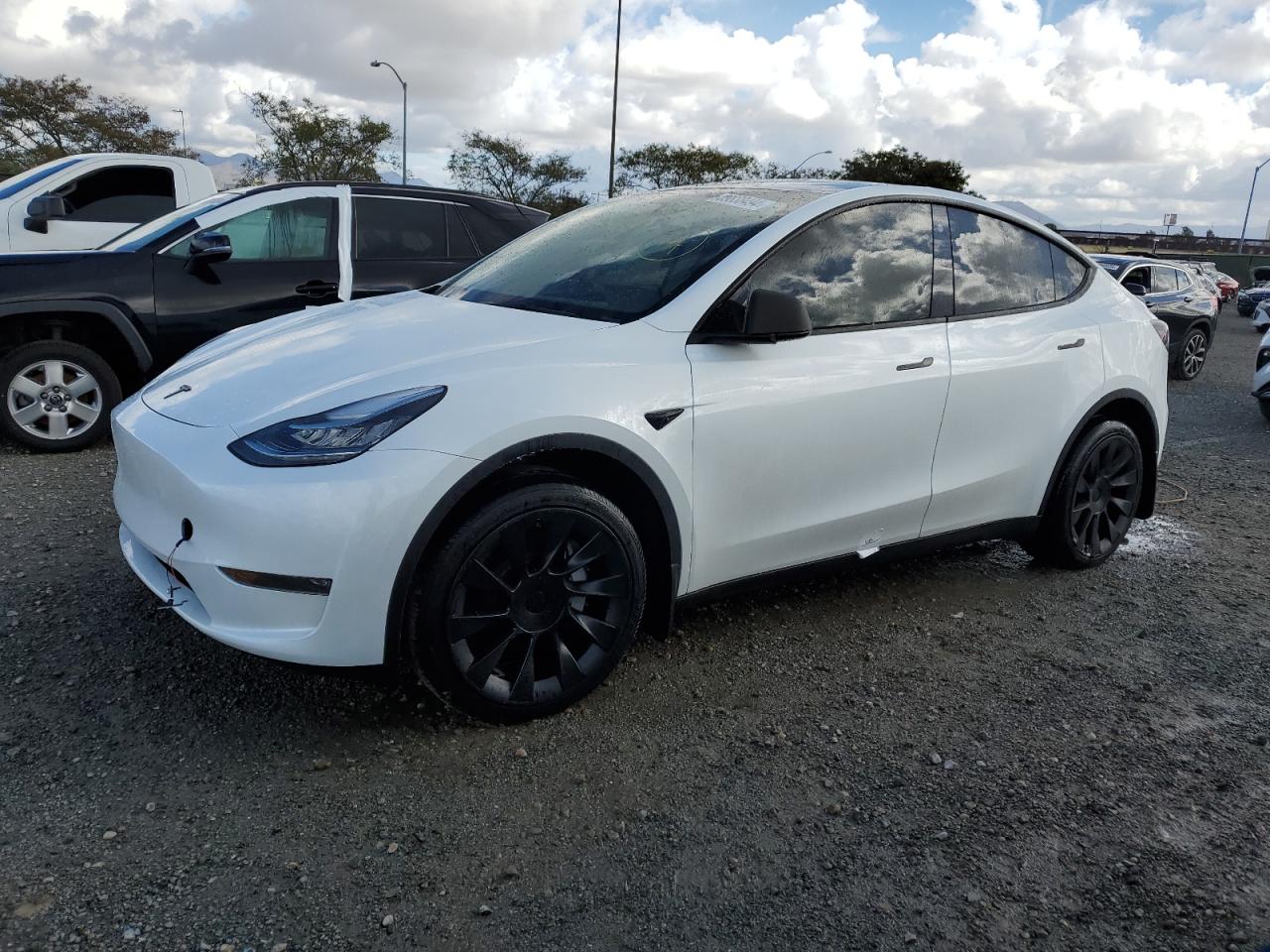 tesla model y 2023 7saygdee7pa055888