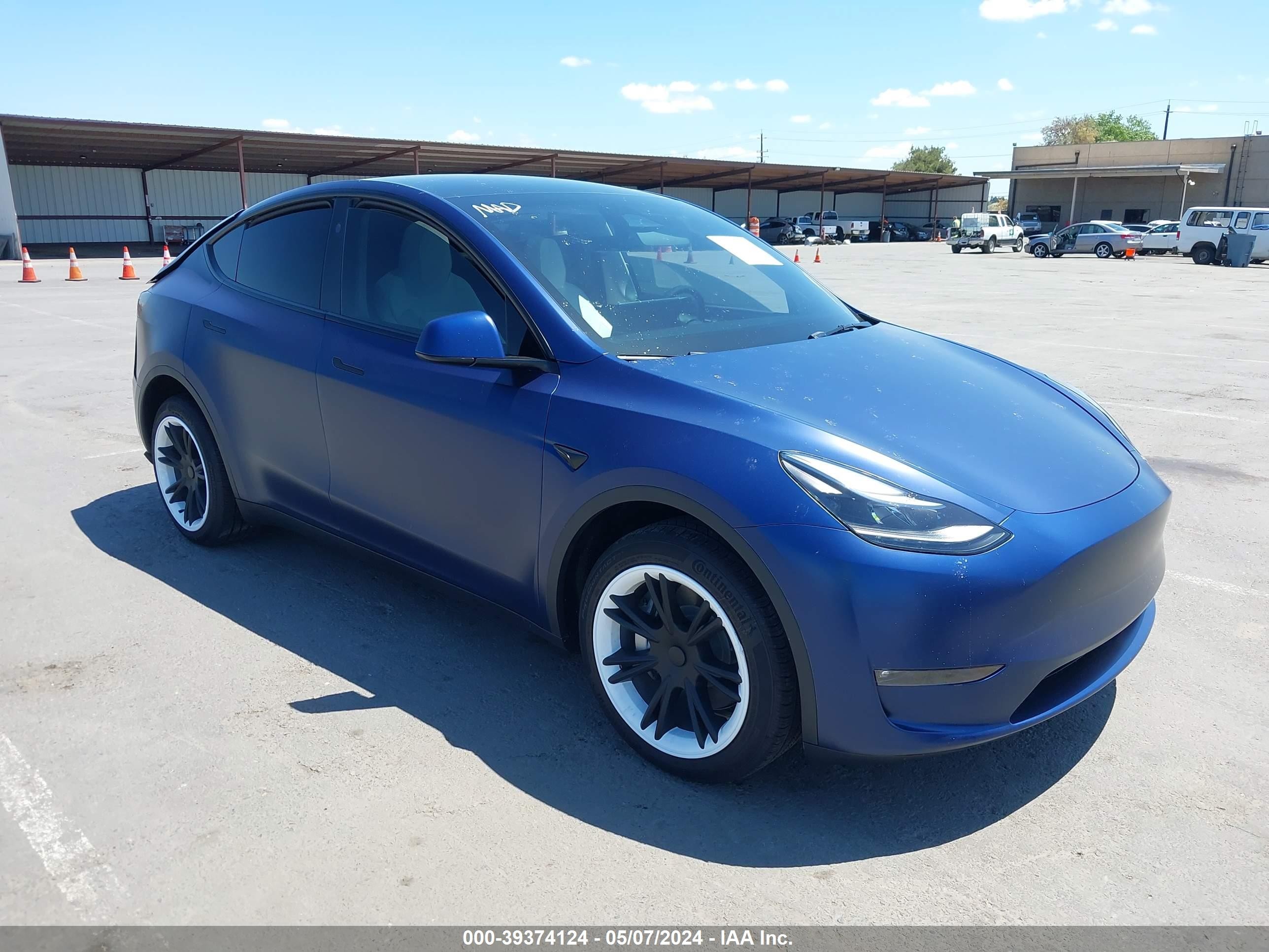 tesla model y 2024 7saygdee7rf987272