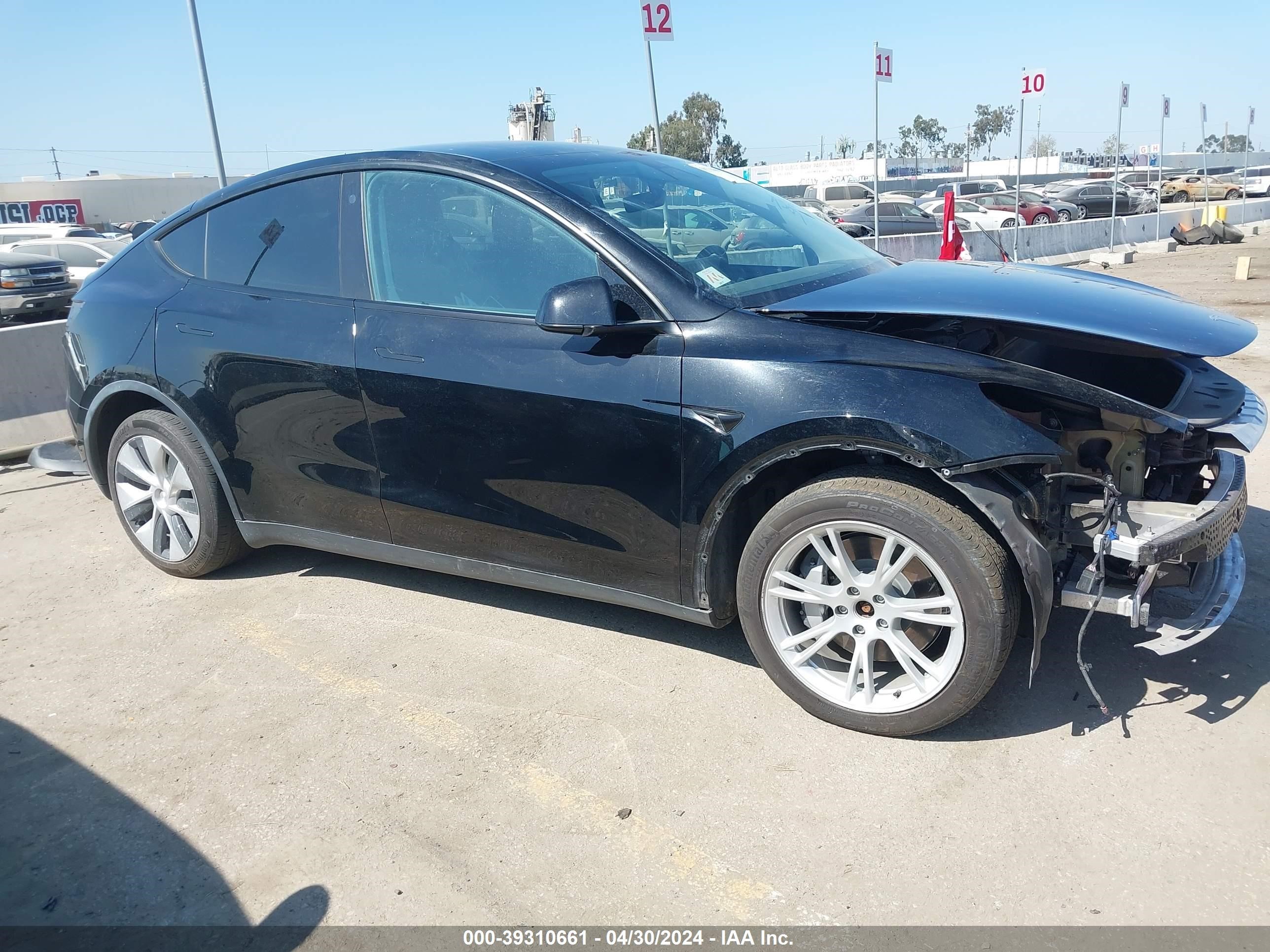 tesla model y 2022 7saygdee8nf368982