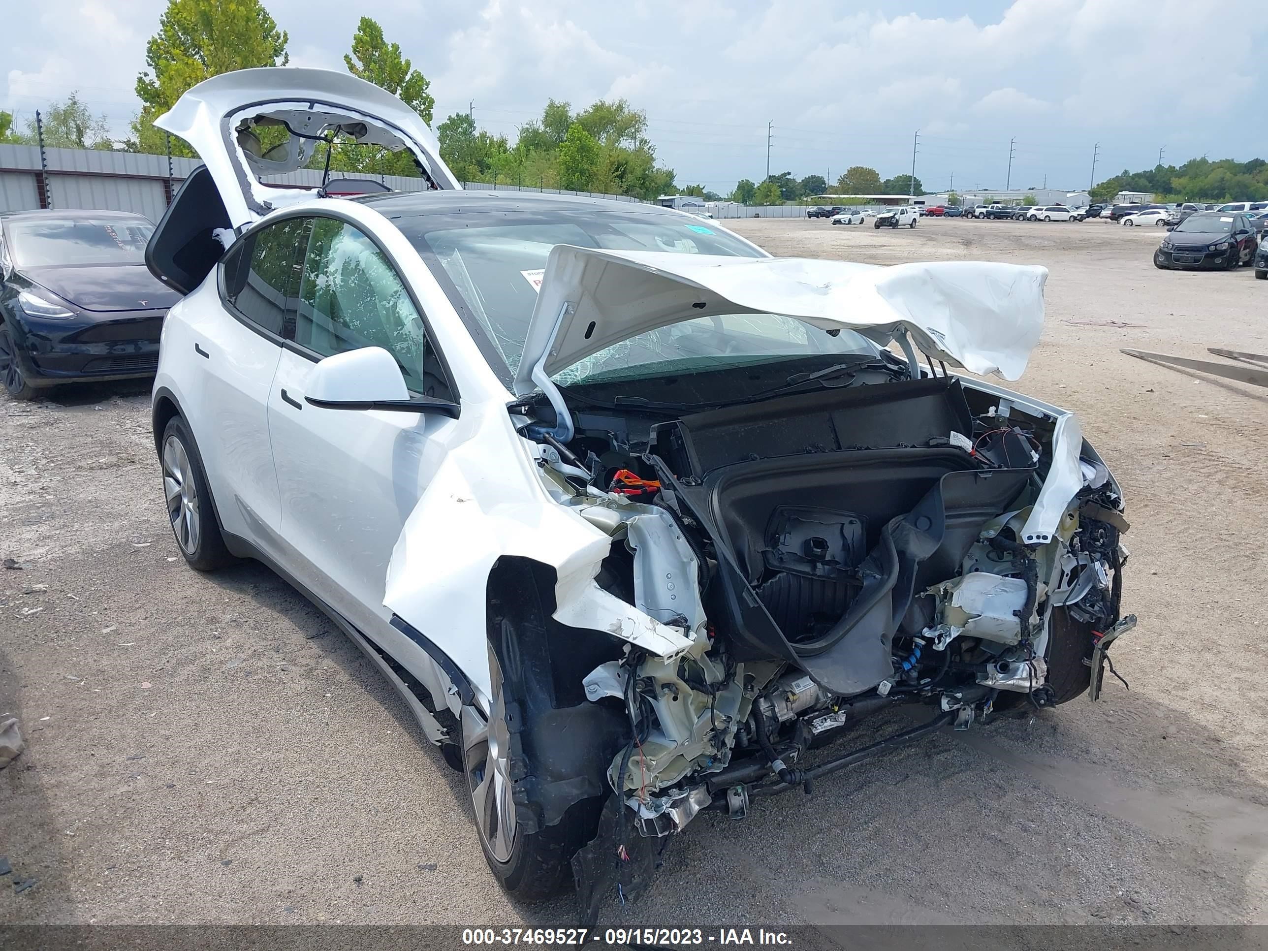 tesla model y 2023 7saygdee8pf710918