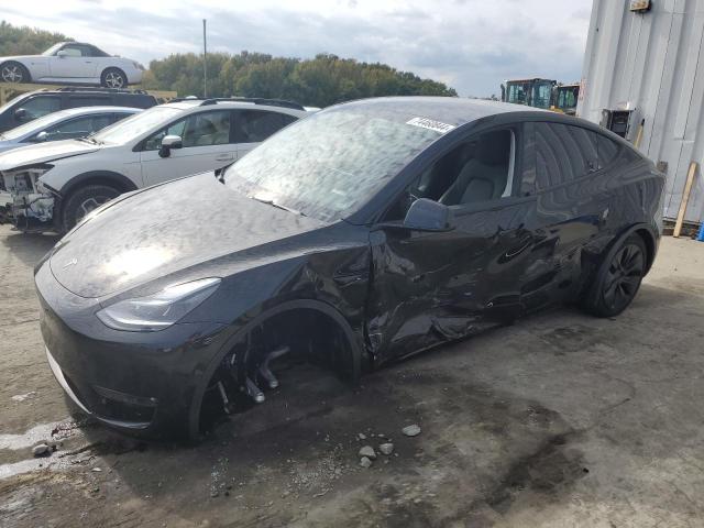 tesla model y 2024 7saygdee8rf181067