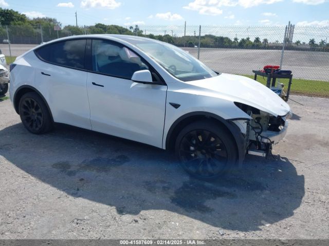 tesla model y 2023 7saygdee9pa142935