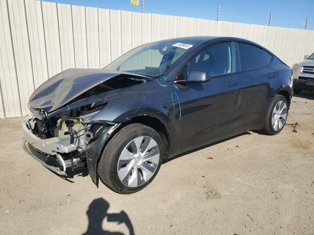 tesla model y 2024 7saygdee9rf070673