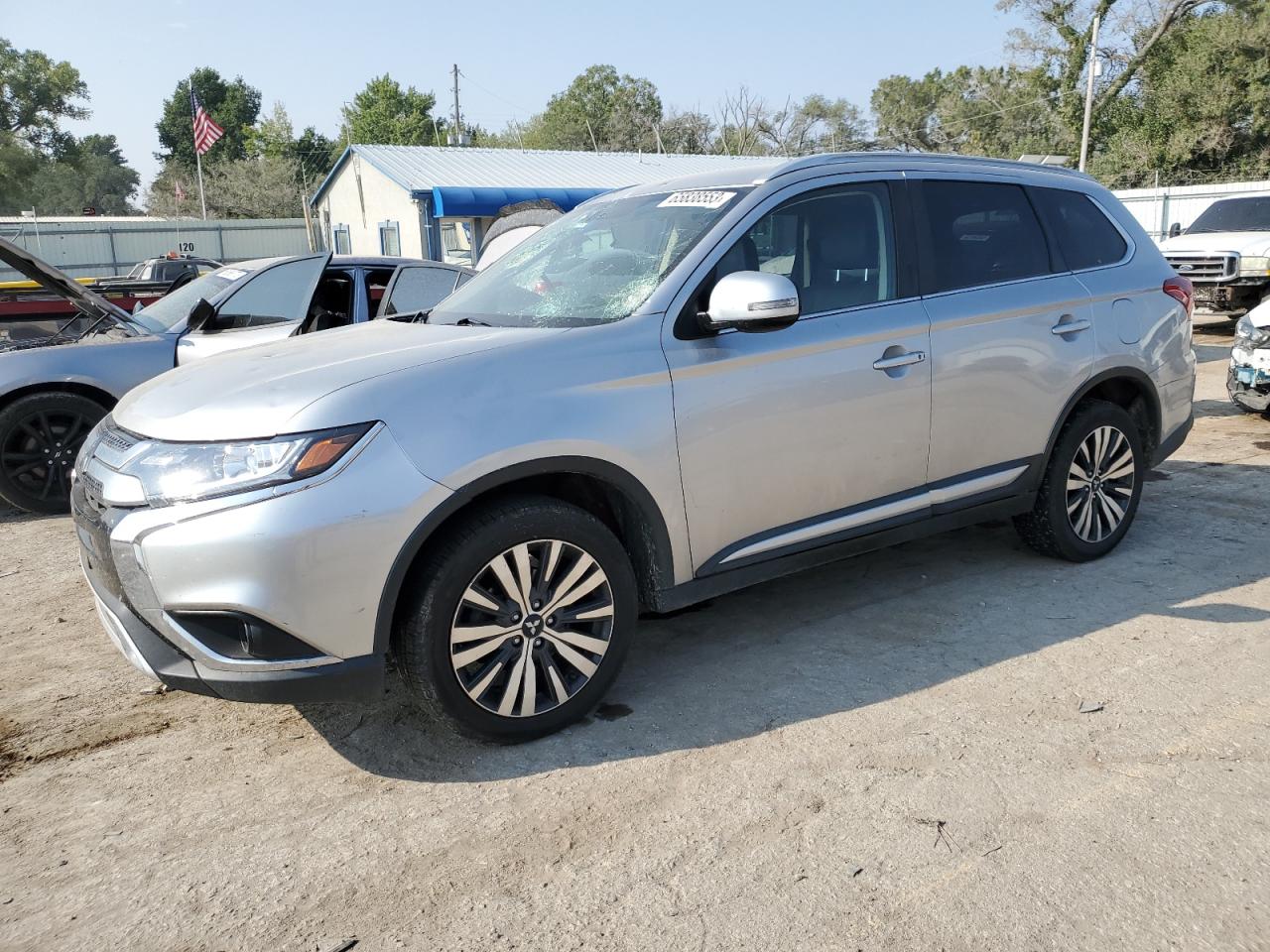 mitsubishi outlander 2019 ja4ad3a31kj001197