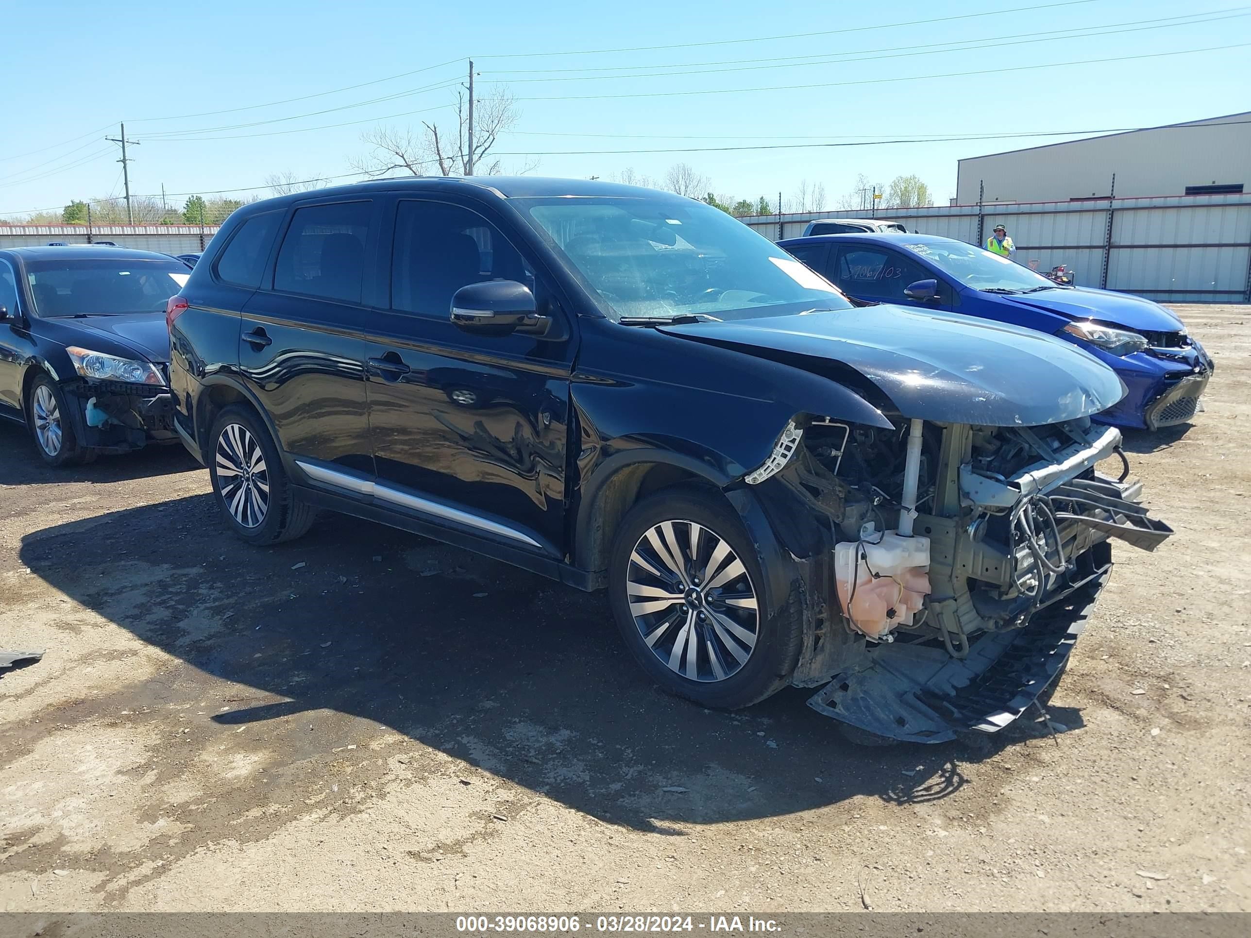 mitsubishi outlander 2019 ja4ad3a32kz052757