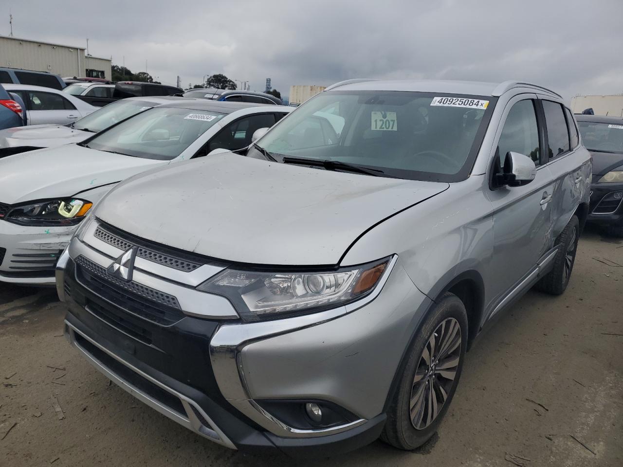 mitsubishi outlander 2019 ja4ad3a39kz014247