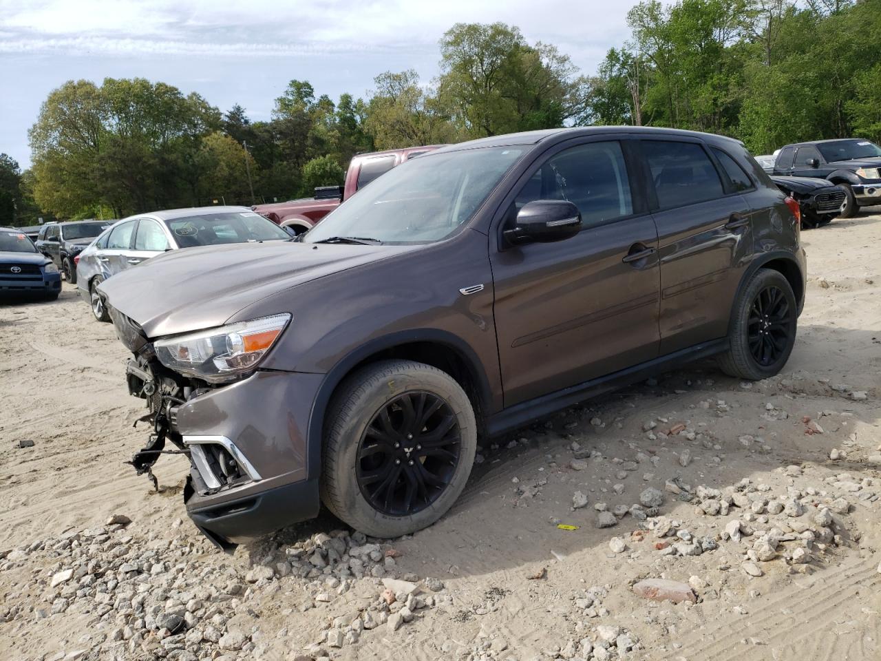 mitsubishi outlander 2018 ja4ap3au3jz021533