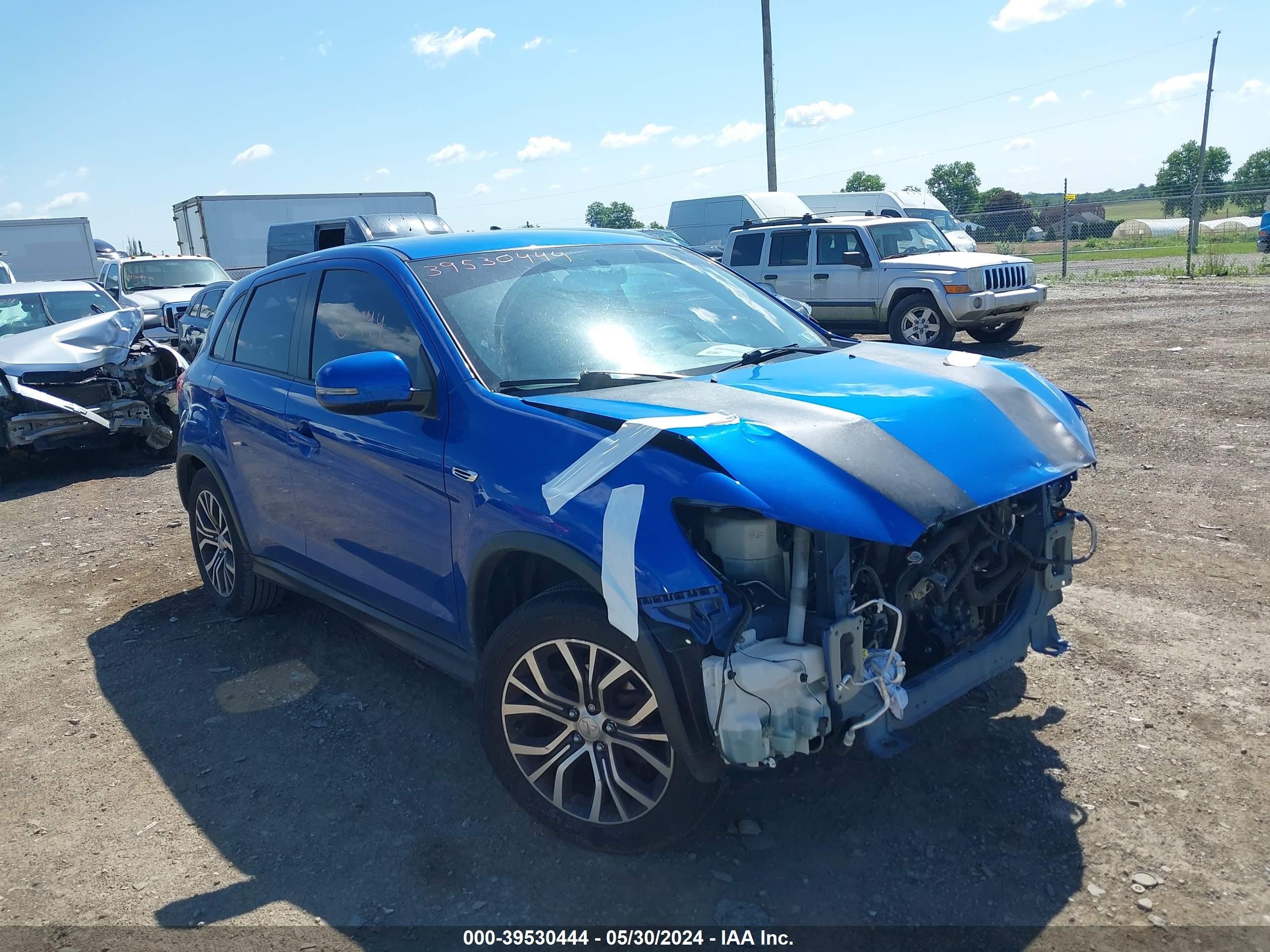 mitsubishi outlander 2018 ja4ar3au8ju016643