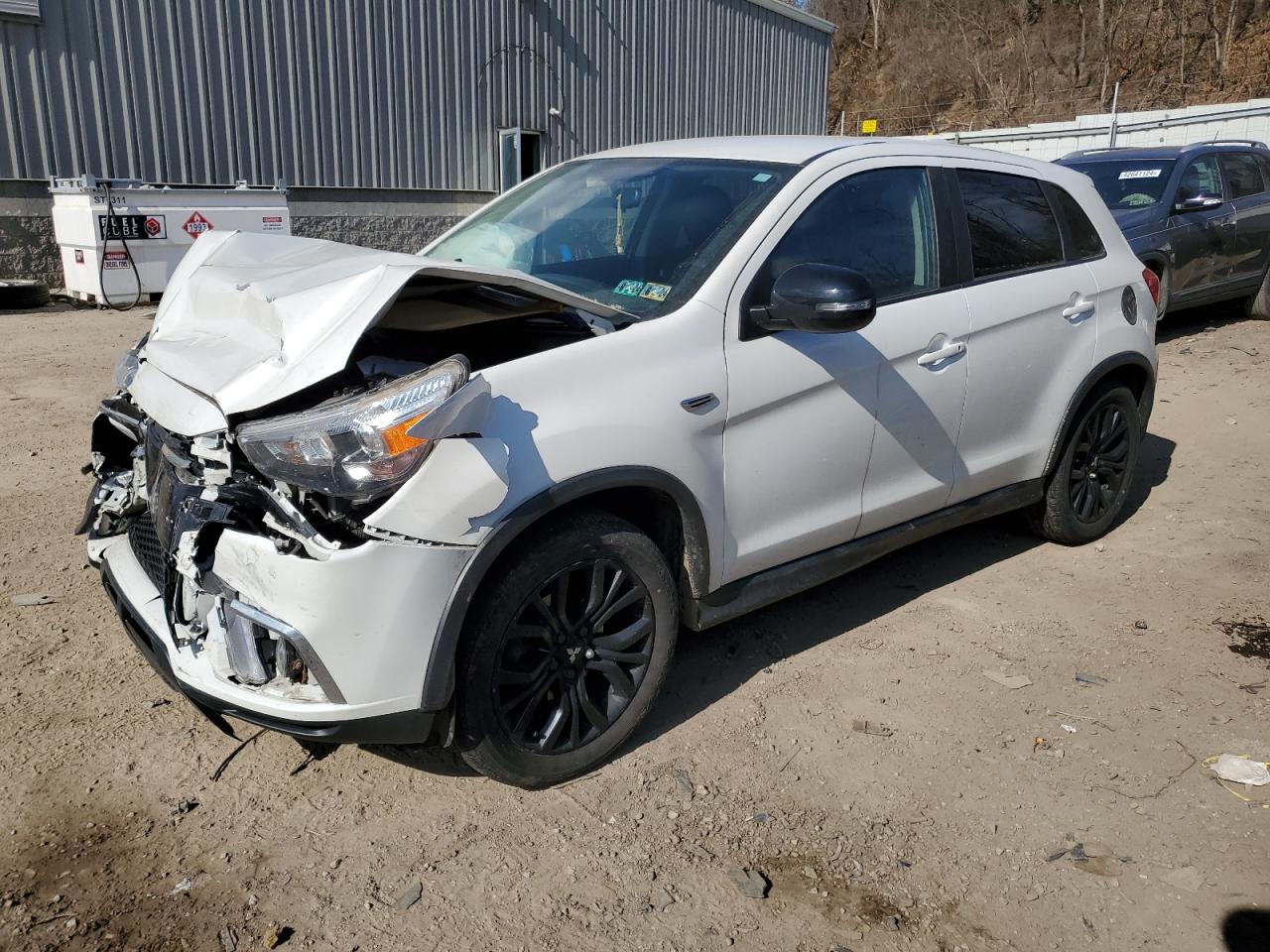 mitsubishi outlander 2018 ja4ar3au9jz025189