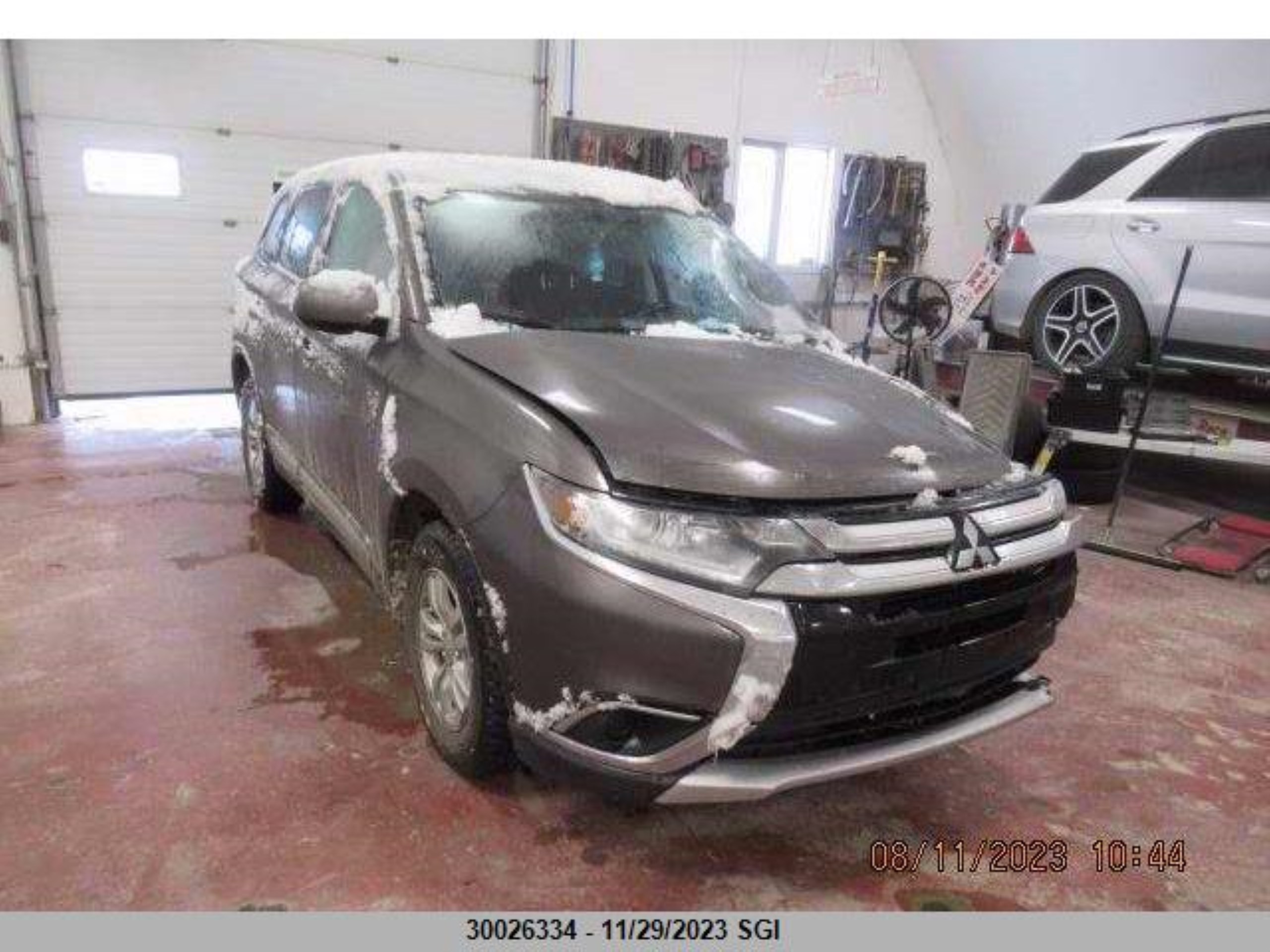 mitsubishi outlander 2017 ja4az2a33hz600706