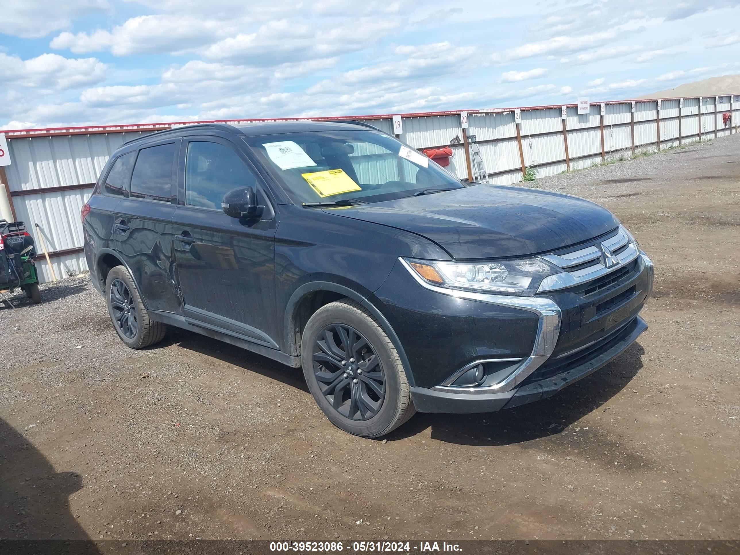 mitsubishi outlander 2018 ja4az3a35jz031787