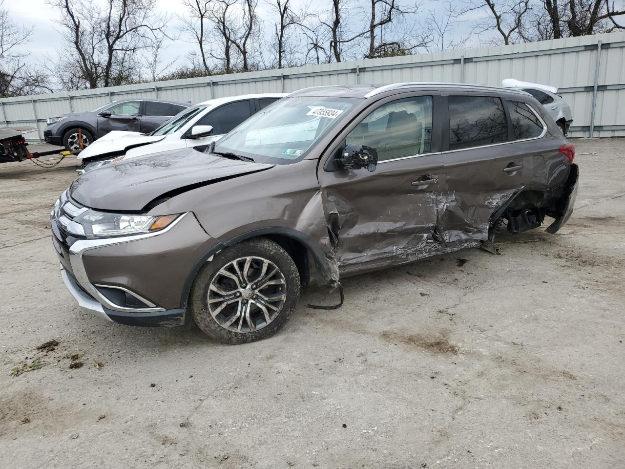 mitsubishi outlander 2017 ja4az3a36hz008769