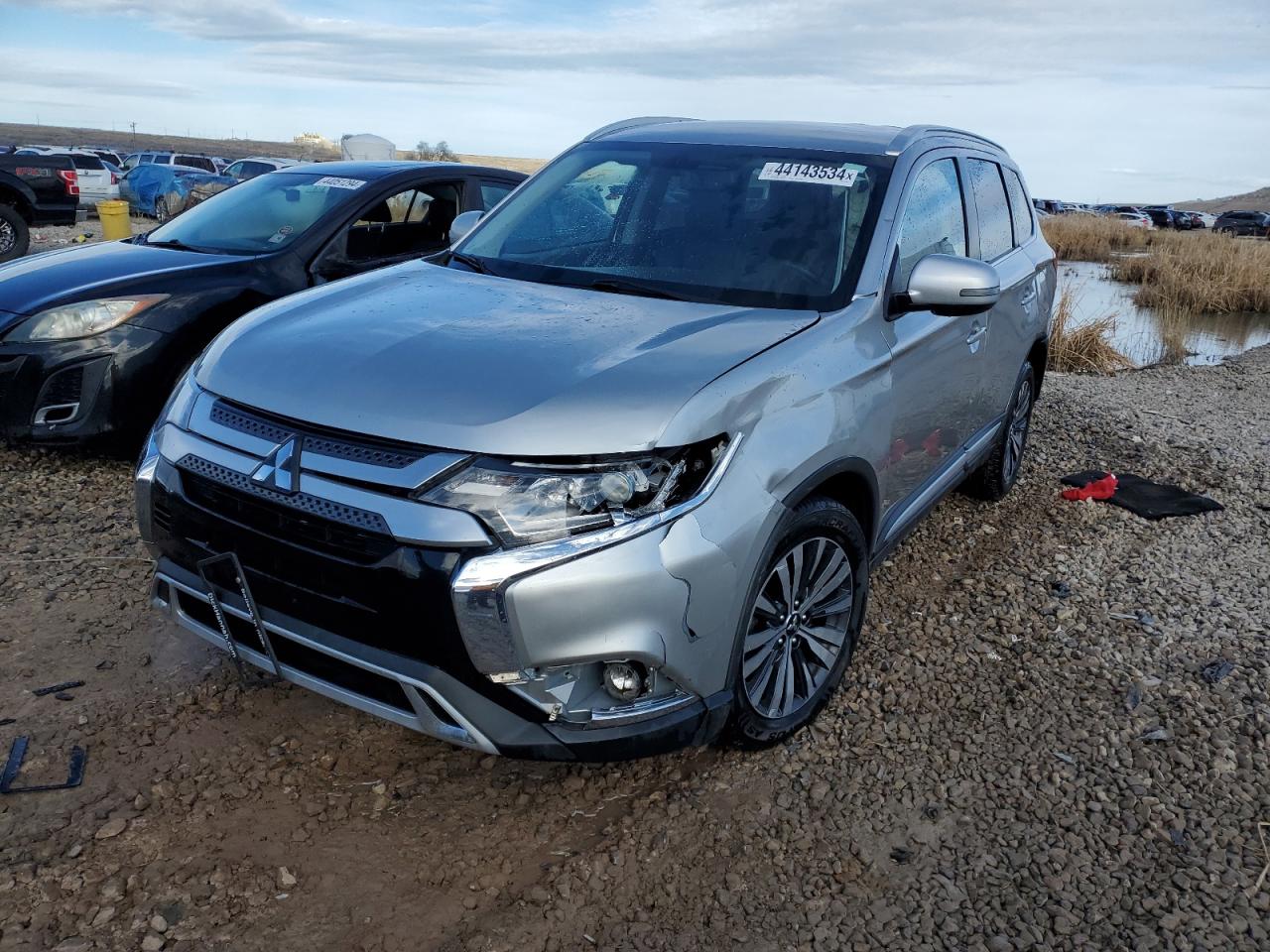 mitsubishi outlander 2019 ja4az3a36kz041391