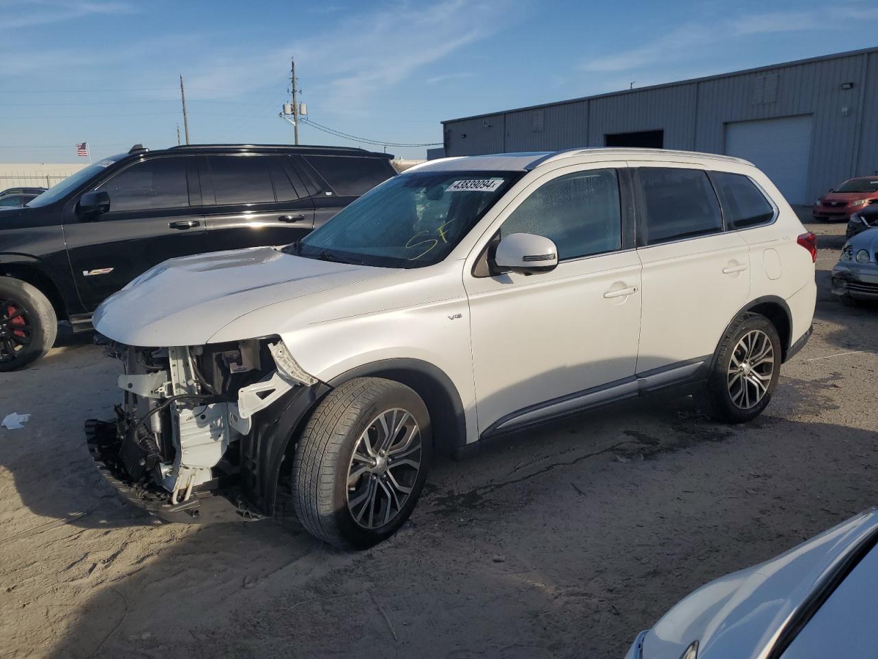 mitsubishi outlander 2018 ja4jz4ax4jz045561