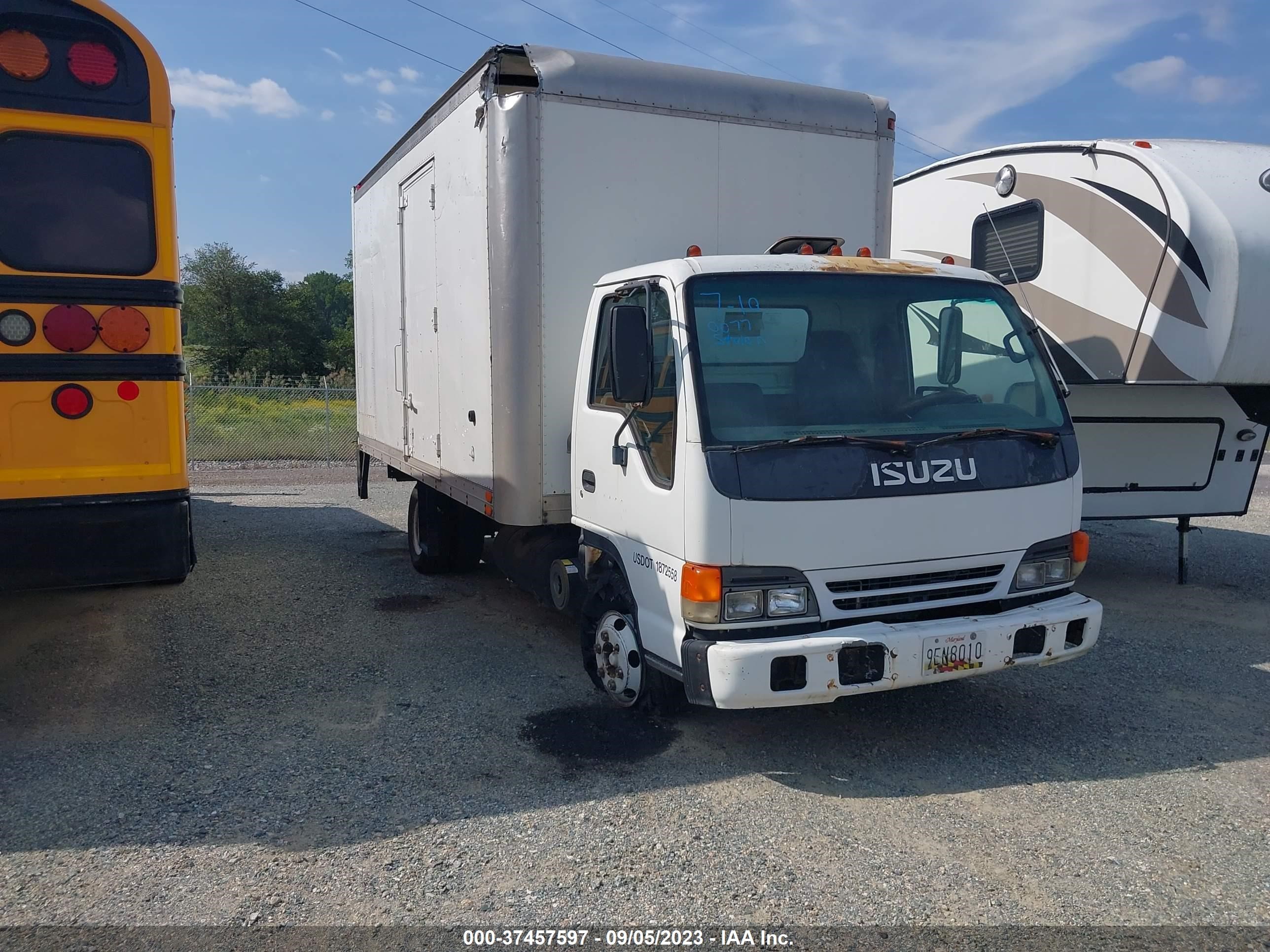 isuzu npr 2000 jalc4b14xy7003066