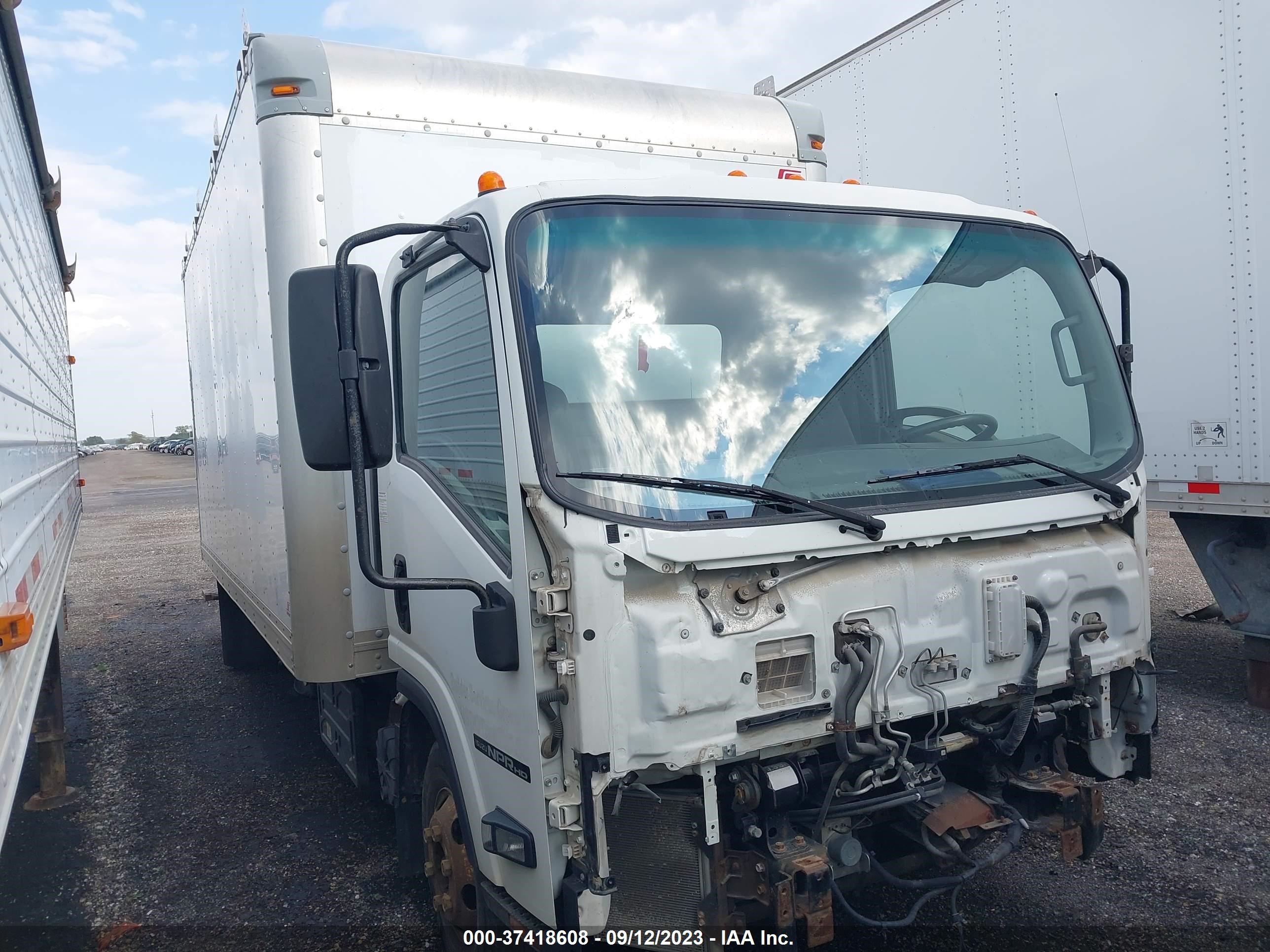 isuzu  2014 jalc4w162e7001266