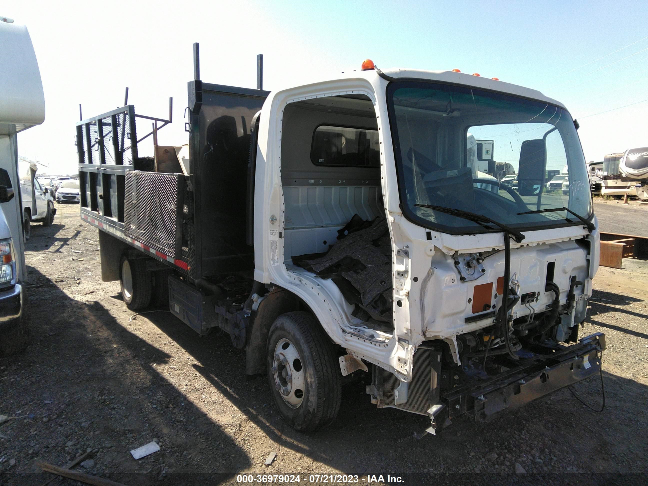 isuzu  2018 jalc4w163j7008981