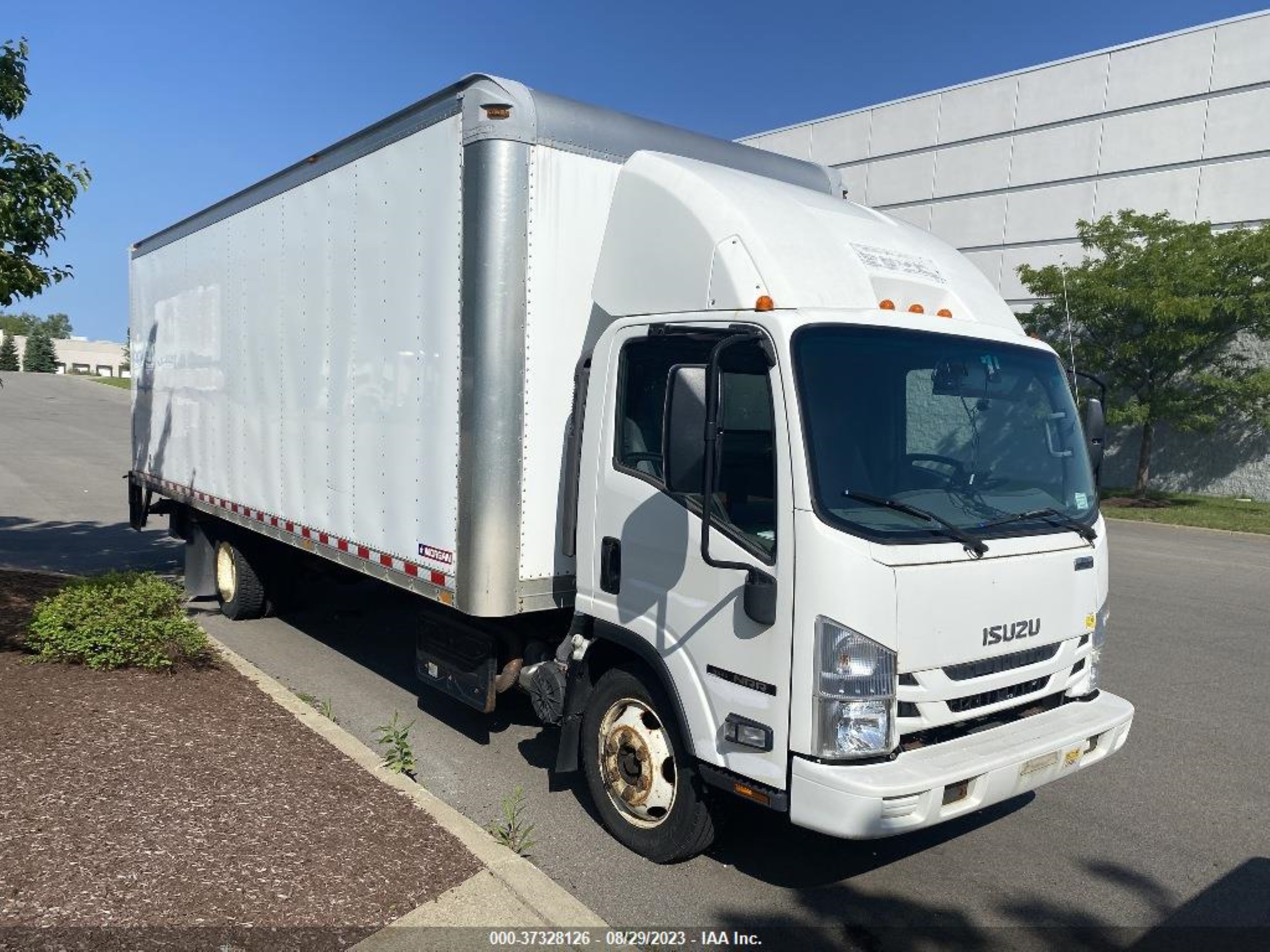 isuzu  2016 jale5w162g7300930