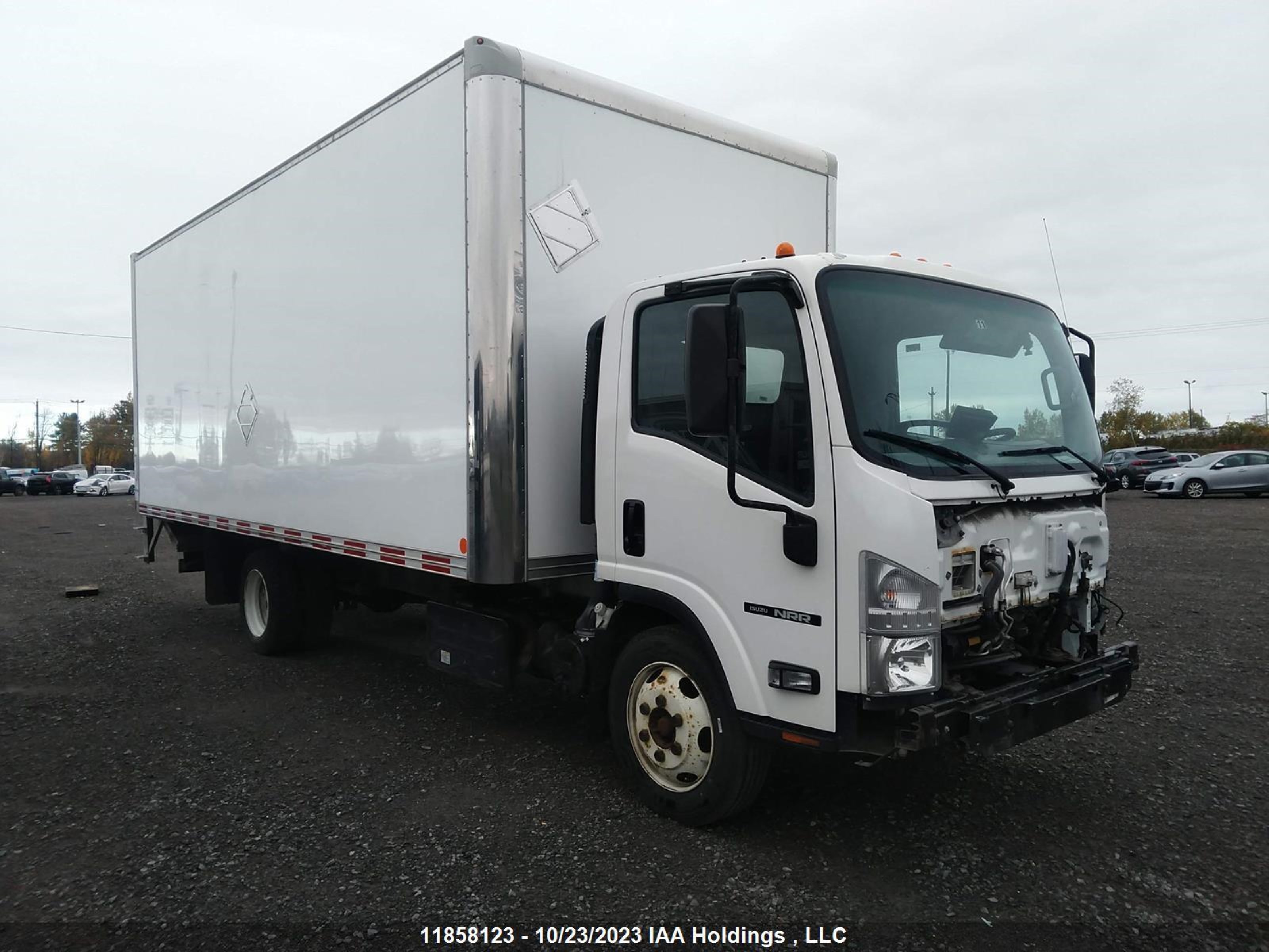 isuzu  2018 jale5w165j7302954