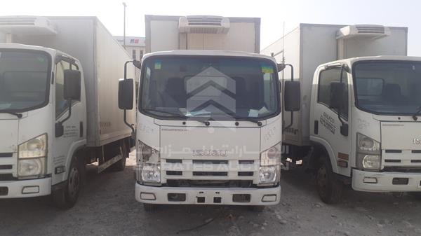 isuzu nmr 2009 jamjp24hx97k00443