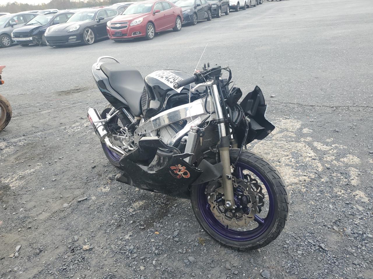 honda  2004 jh2pc35044m500314