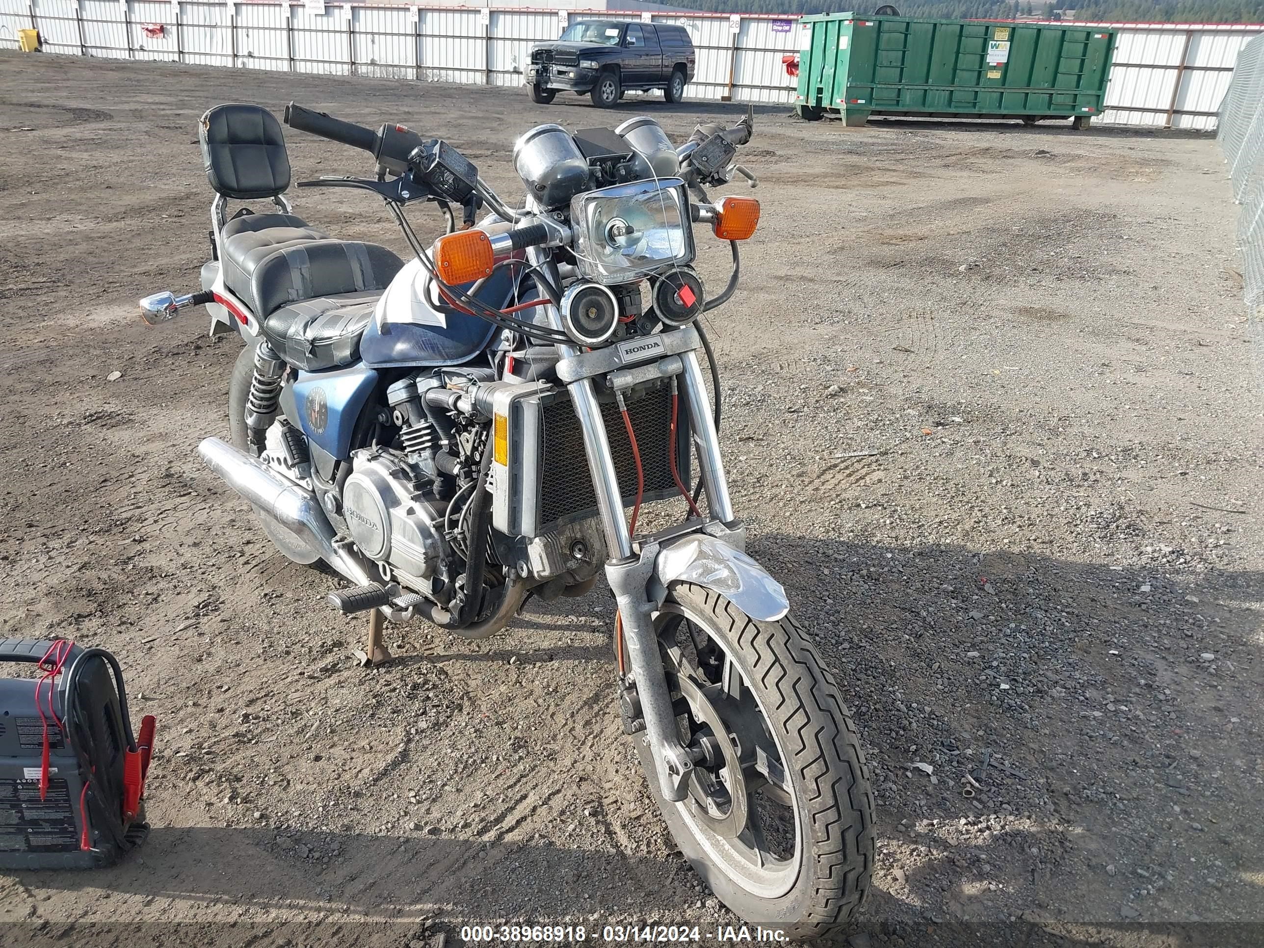 honda  1985 jh2rc2105fm104081