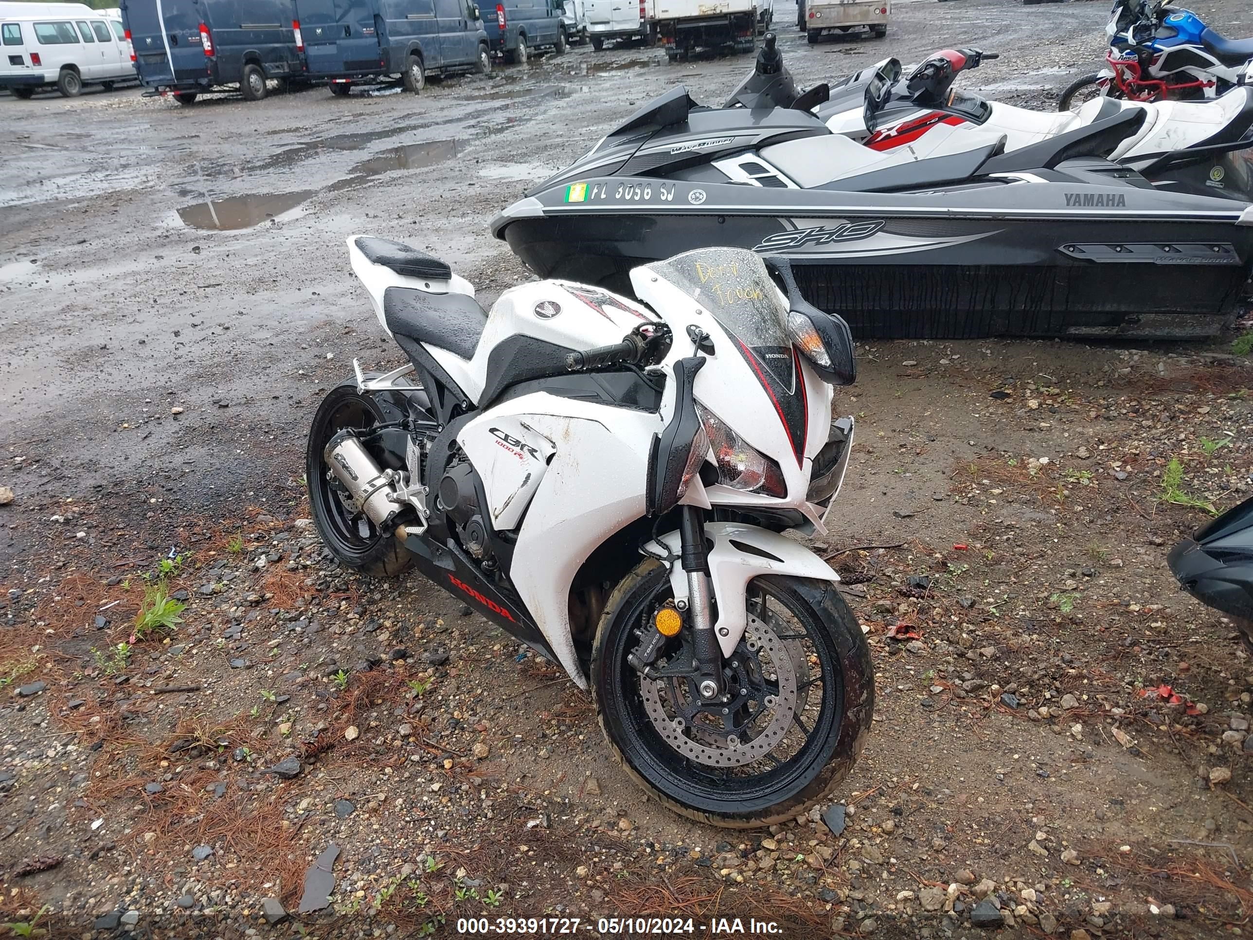 honda  2014 jh2sc5959ek600613