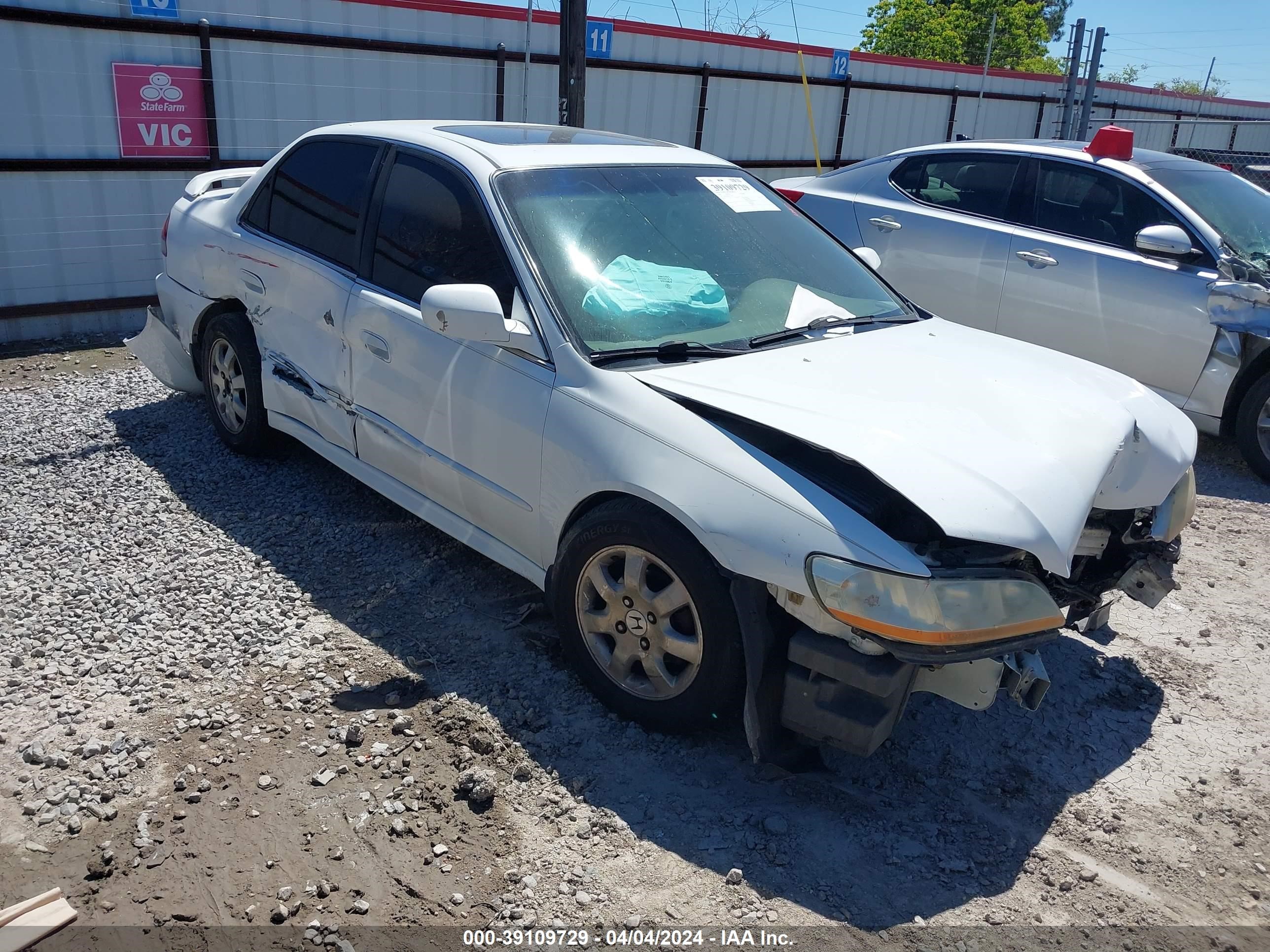 honda accord 2001 jhmcg56611c027613