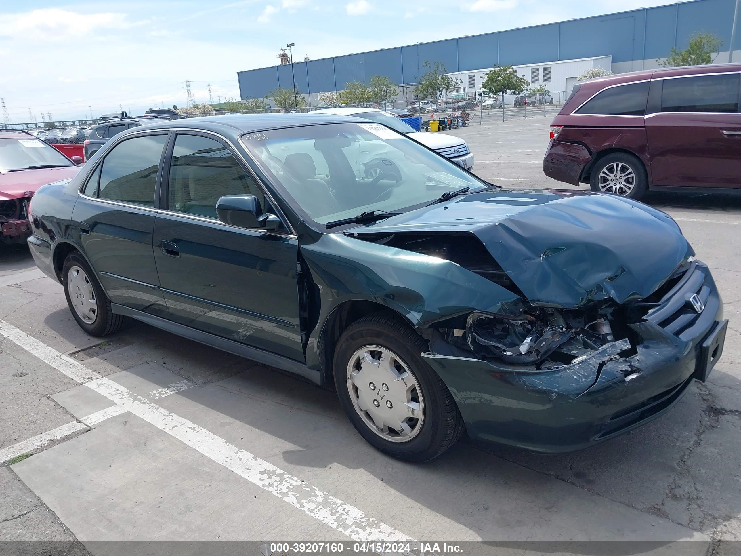 honda accord 2001 jhmcg66511c010338