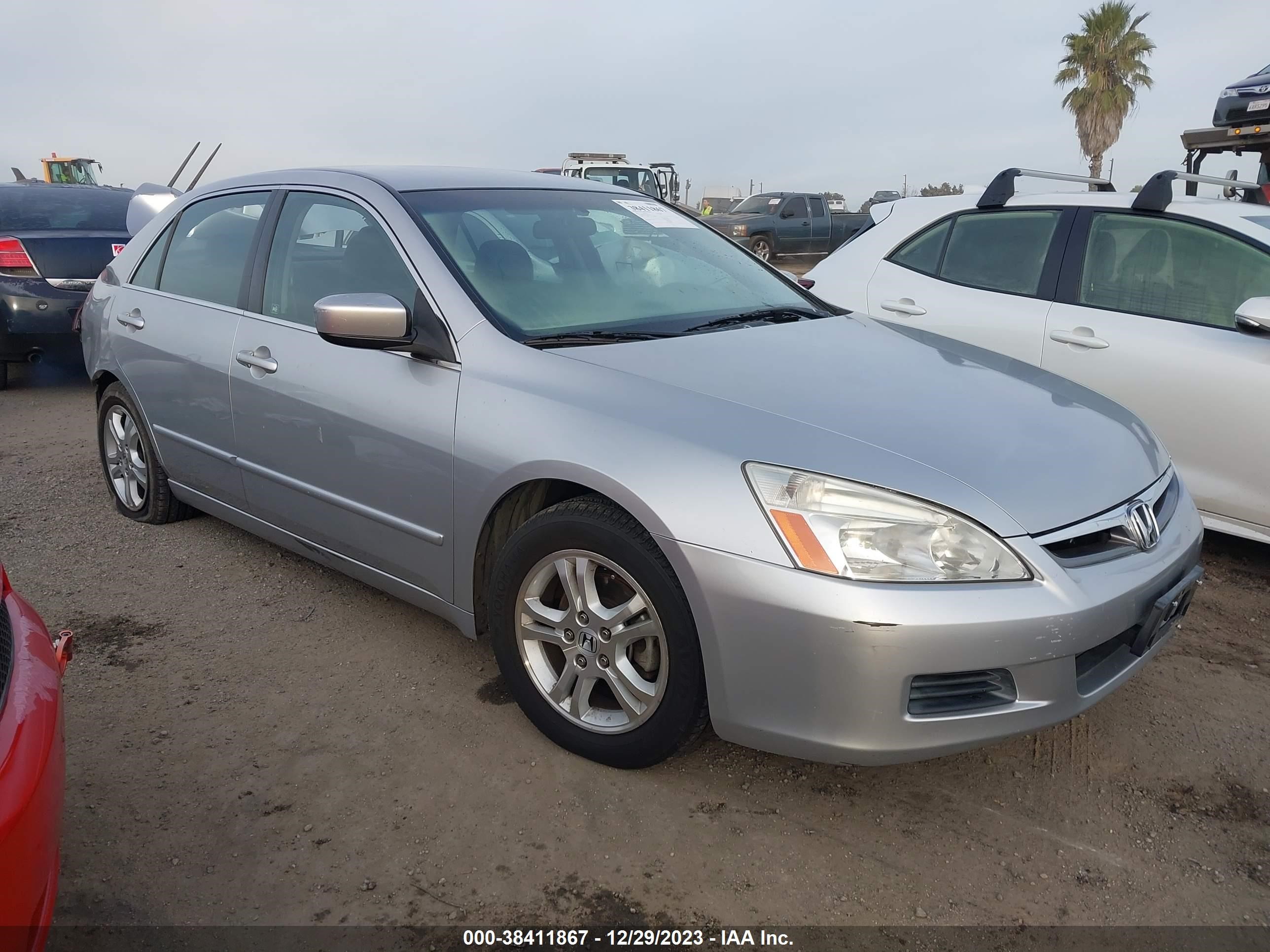 honda accord 2007 jhmcm56357c023765