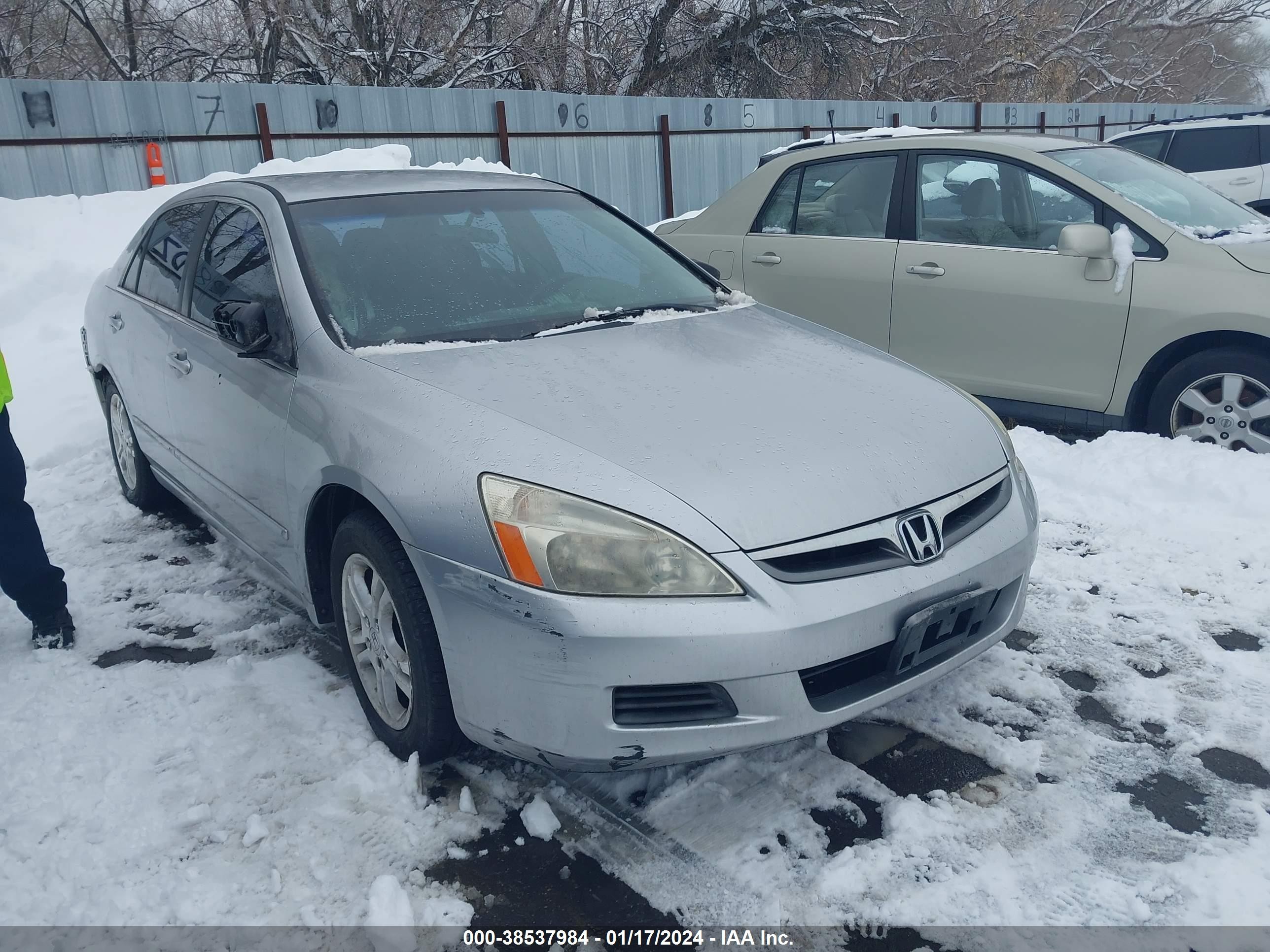 honda accord 2007 jhmcm56367c002889