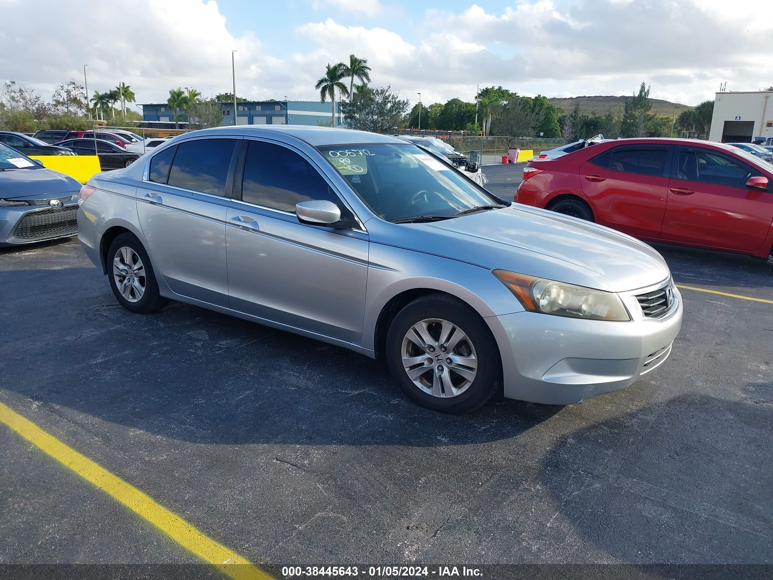 honda accord 2008 jhmcp26448c005712