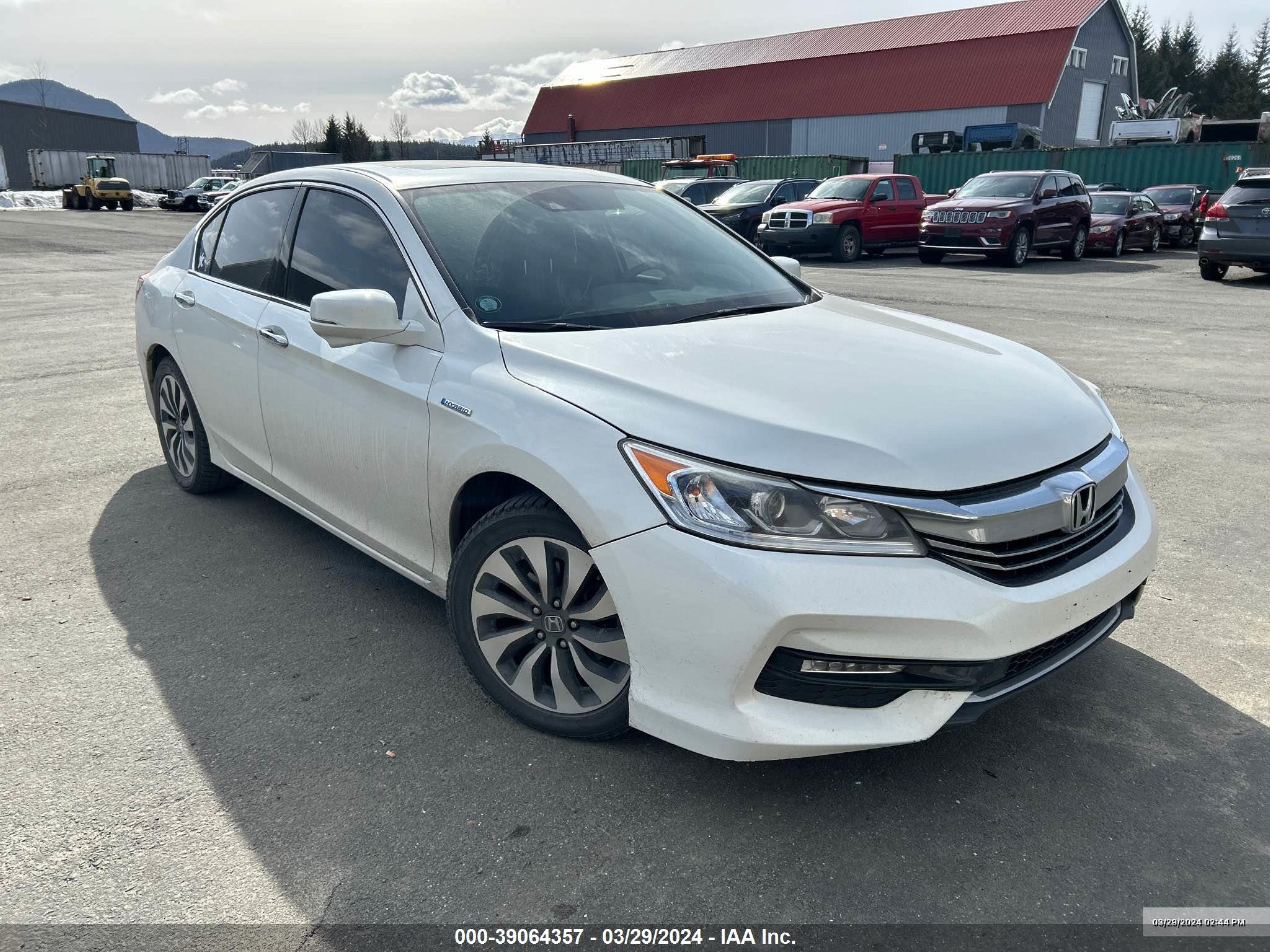 honda accord 2017 jhmcr6f56hc013028