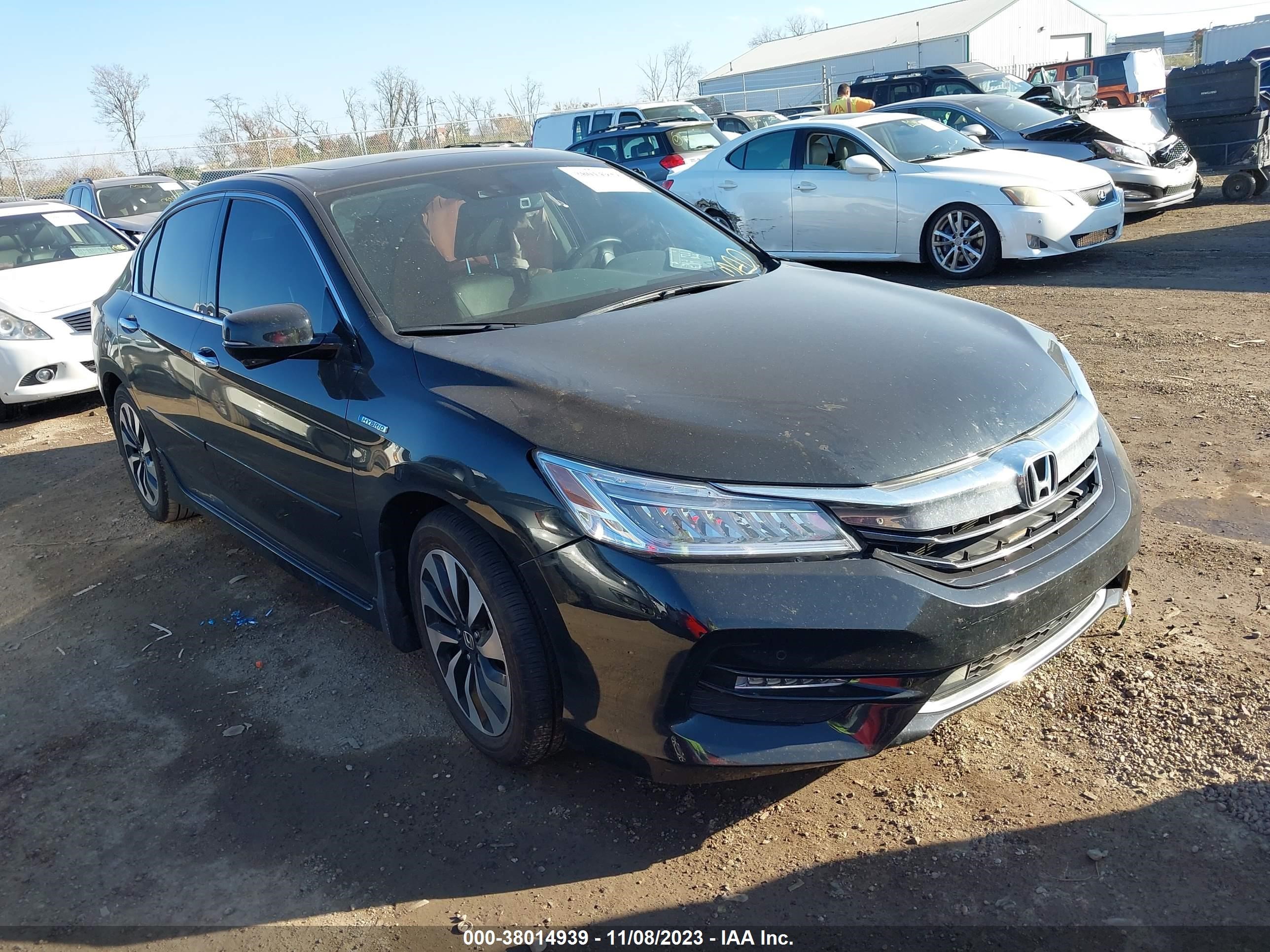 honda accord 2017 jhmcr6f75hc025687