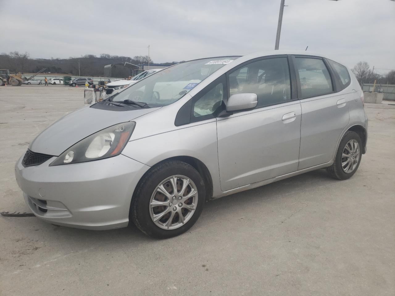 honda fit 2011 jhmge8h39dc006511