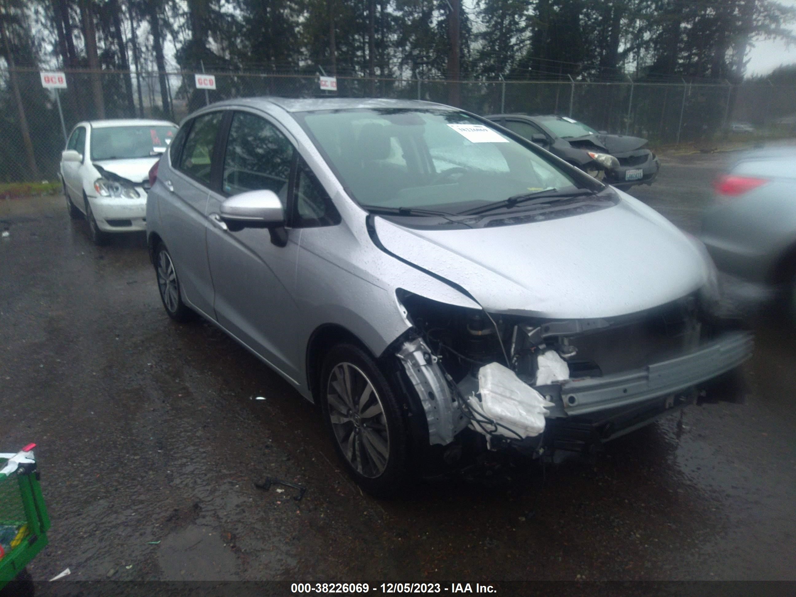 honda fit 2016 jhmgk5h76gx033480