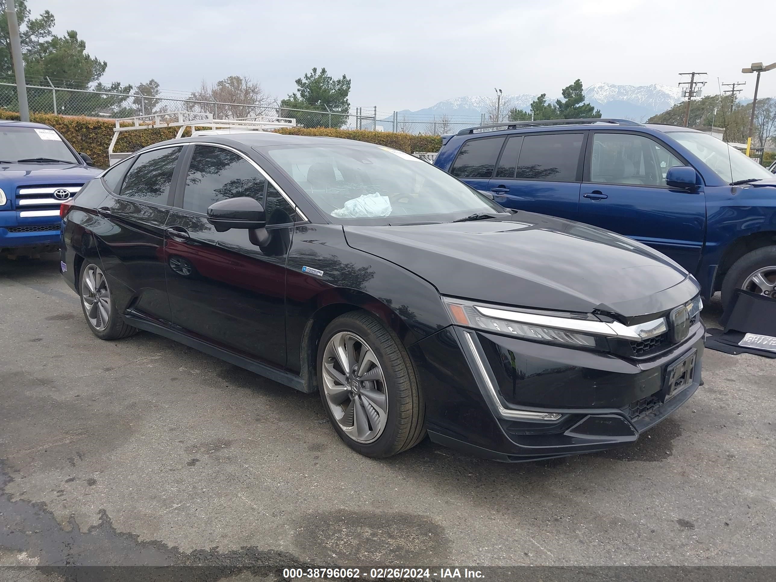 honda clarity 2018 jhmzc5f35jc024063