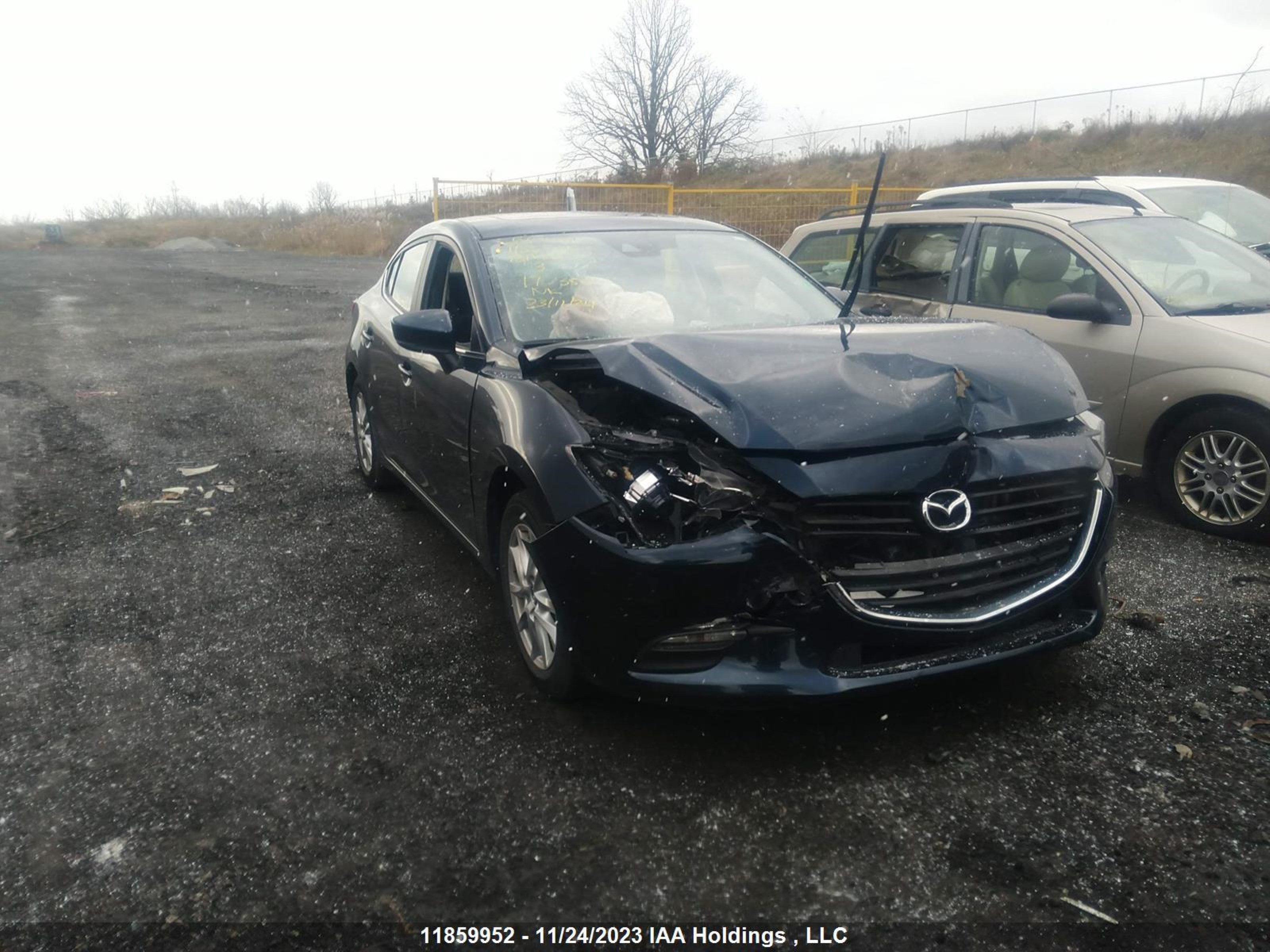 mazda 3 2018 jm1bn1v76j1170350