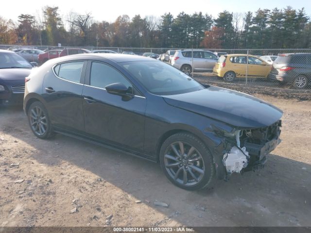 mazda mazda3 hatchback 2022 jm1bpbll8n1510376