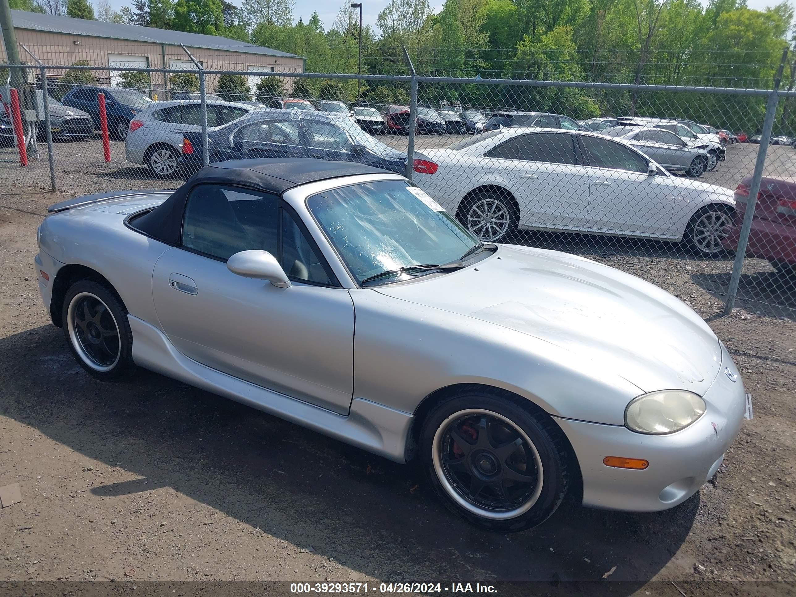 mazda mx-5 2004 jm1nb353240405626