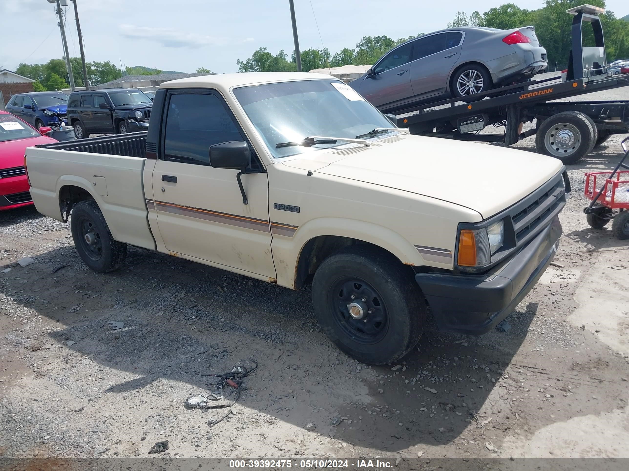 mazda  1987 jm2uf1119h0538684