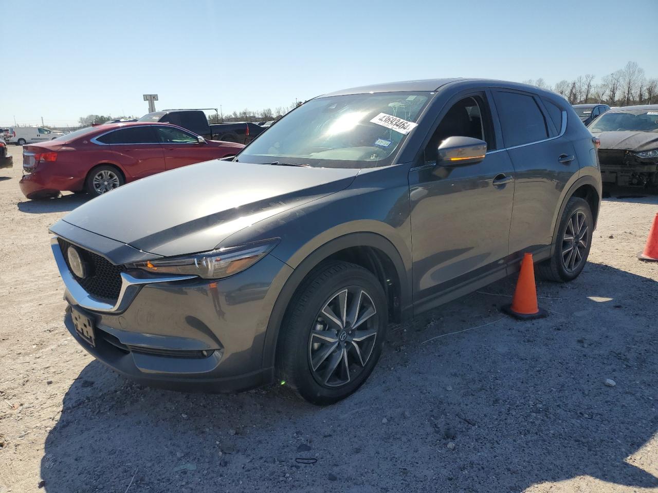 mazda cx-5 2018 jm3kfadm1j0422023