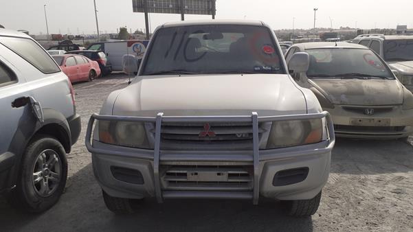 mitsubishi pajero 2001 jmylrv73w1j702544