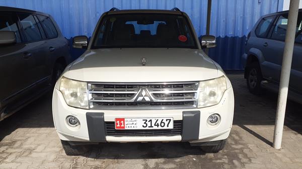 mitsubishi pajero 2011 jmylrv95wbj704731