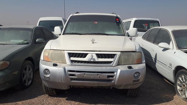 mitsubishi pajero 2004 jmylyv77w4j706403